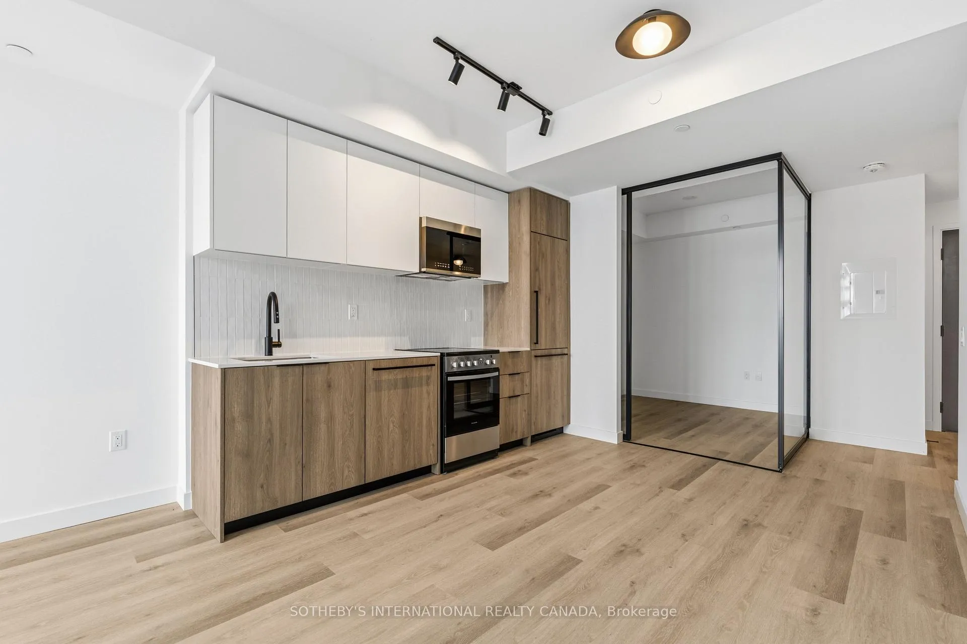 Photo 10 of Unit 321, 1635 Military Trail, Scarborough, Centennial Scarborough — HOMEH