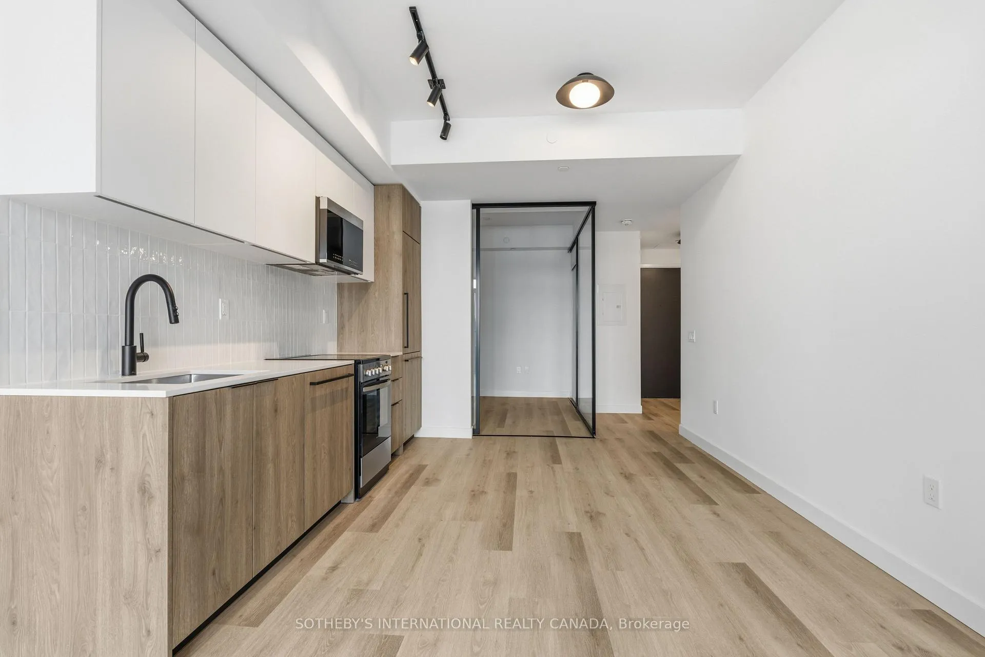 Photo 11 of Unit 321, 1635 Military Trail, Scarborough, Centennial Scarborough — HOMEH