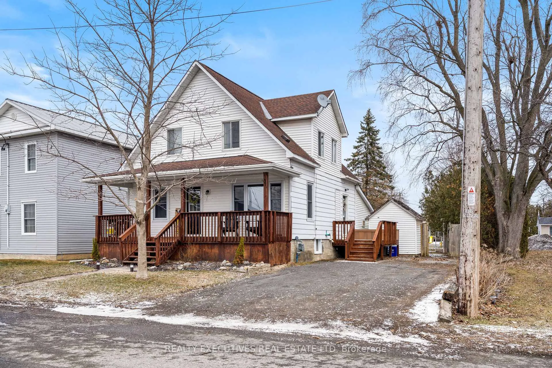 Photo 2 of 2 William Street, North Stormont, Finch — HOMEH