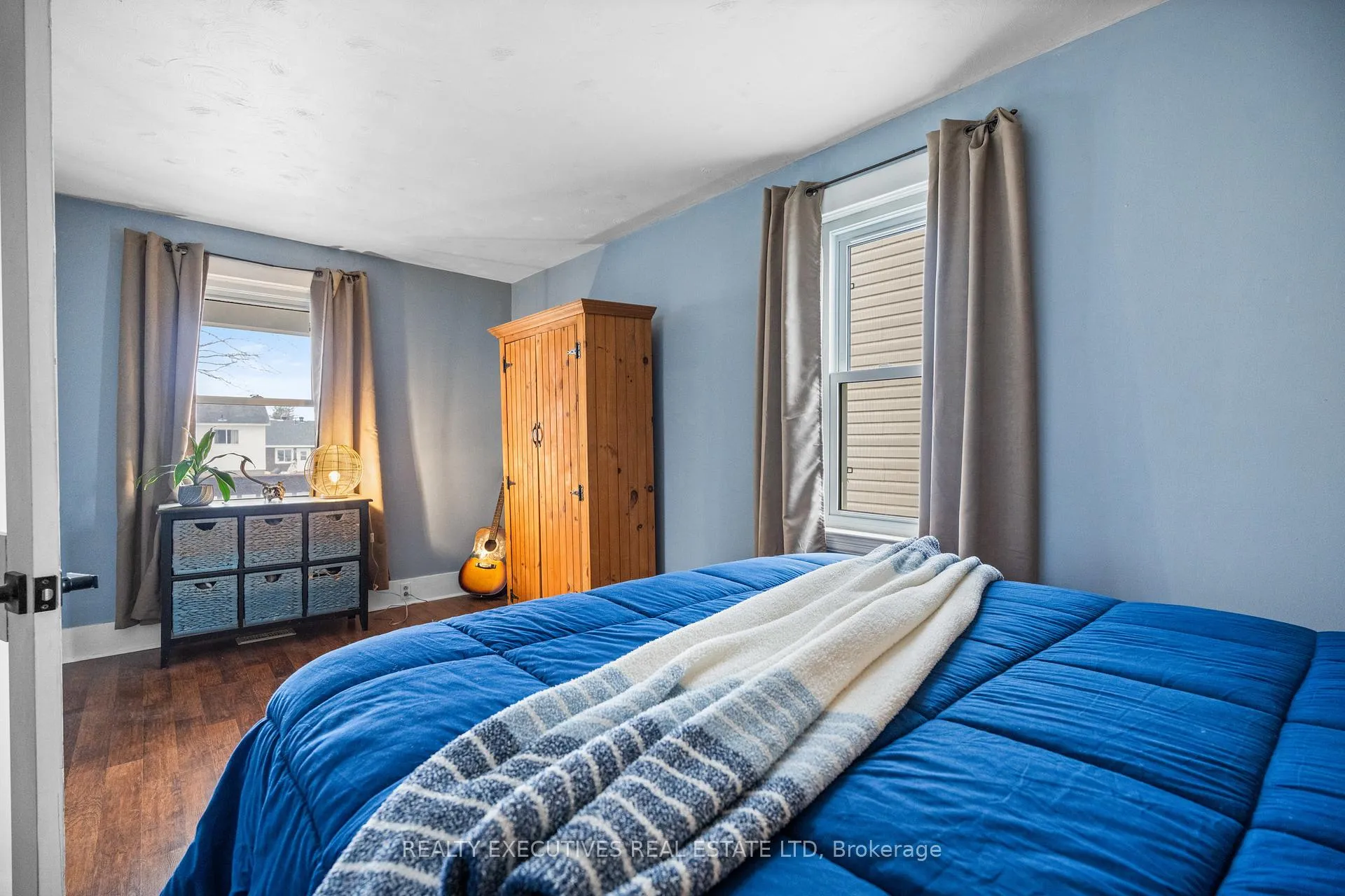 Photo 21 of 2 William Street, North Stormont, Finch — HOMEH