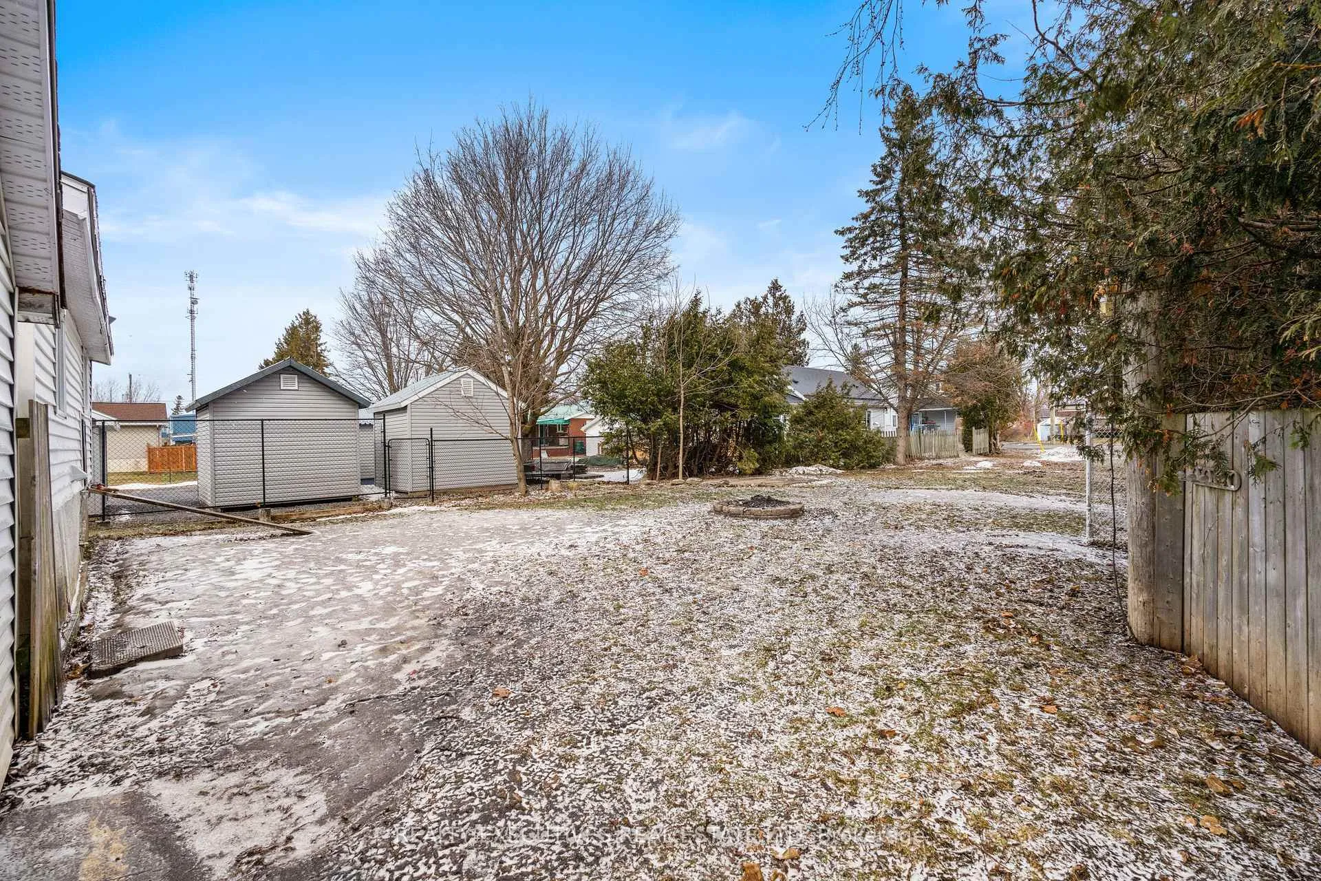 Photo 34 of 2 William Street, North Stormont, Finch — HOMEH