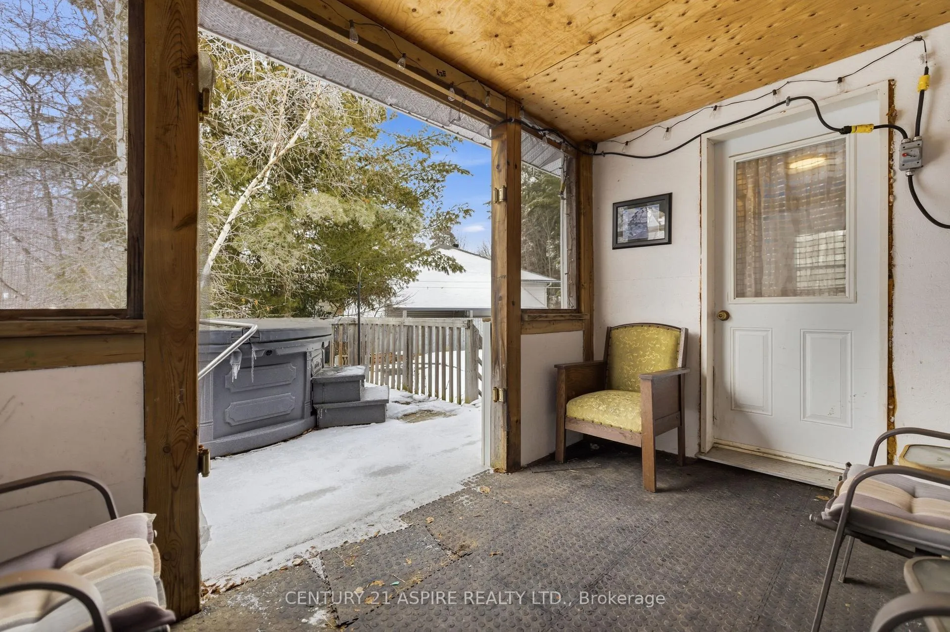 Photo 7 of 212 Schwanz Road, Petawawa — HOMEH