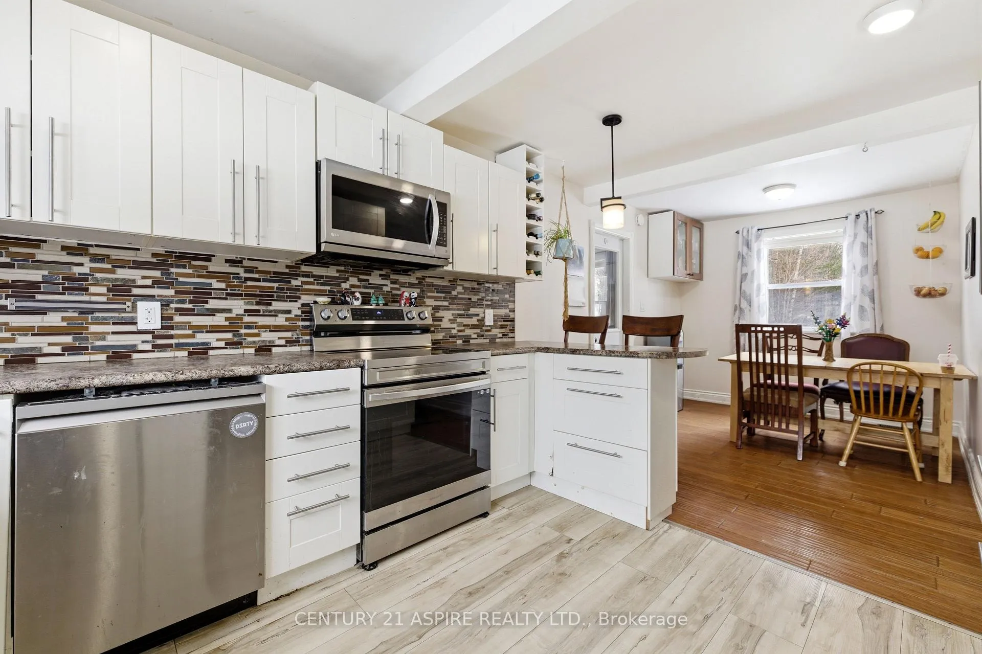 Photo 15 of 212 Schwanz Road, Petawawa — HOMEH