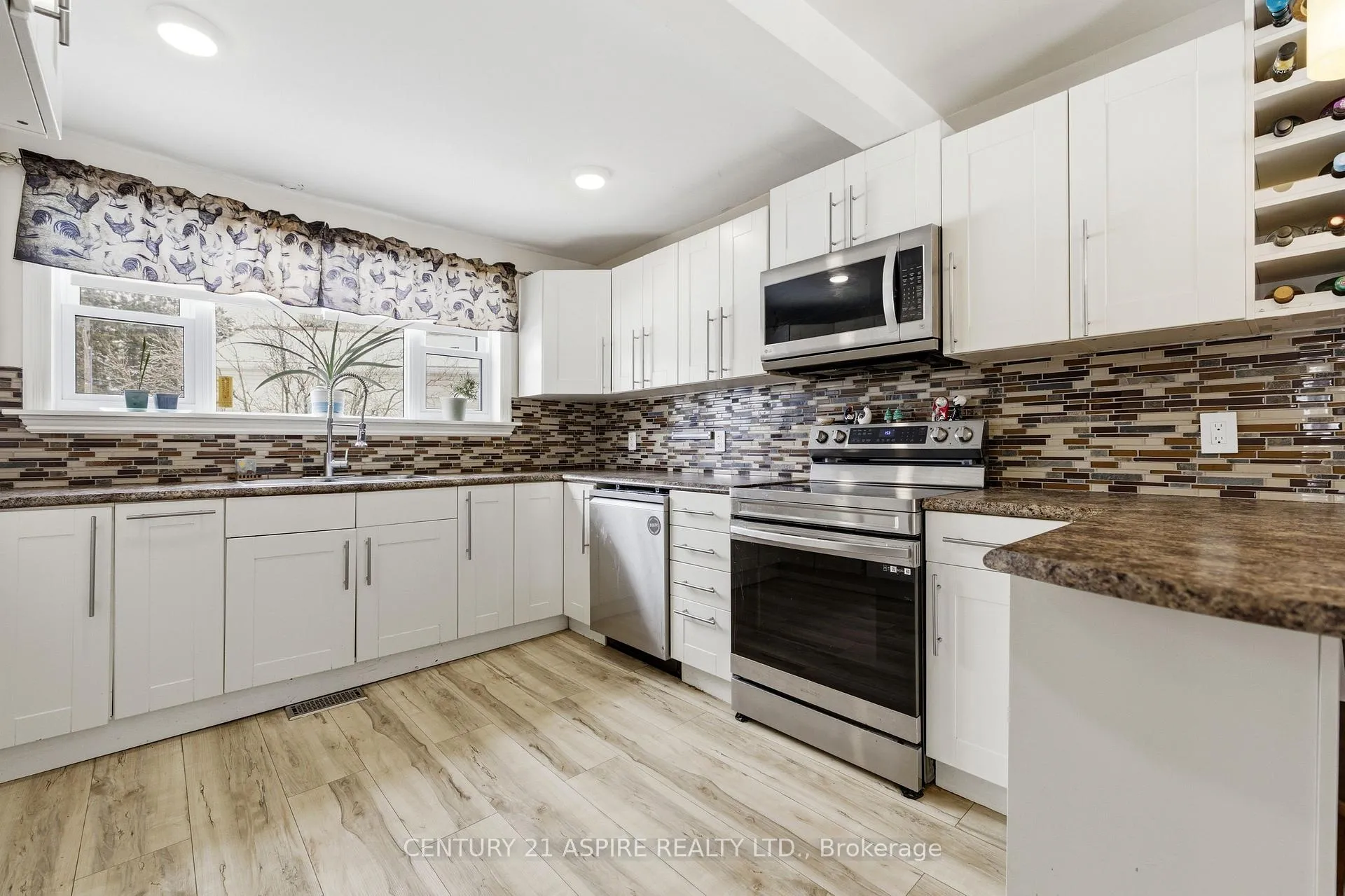 Photo 19 of 212 Schwanz Road, Petawawa — HOMEH