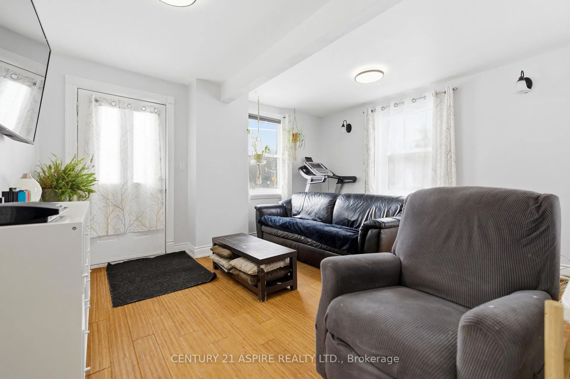 Photo 26 of 212 Schwanz Road, Petawawa — HOMEH