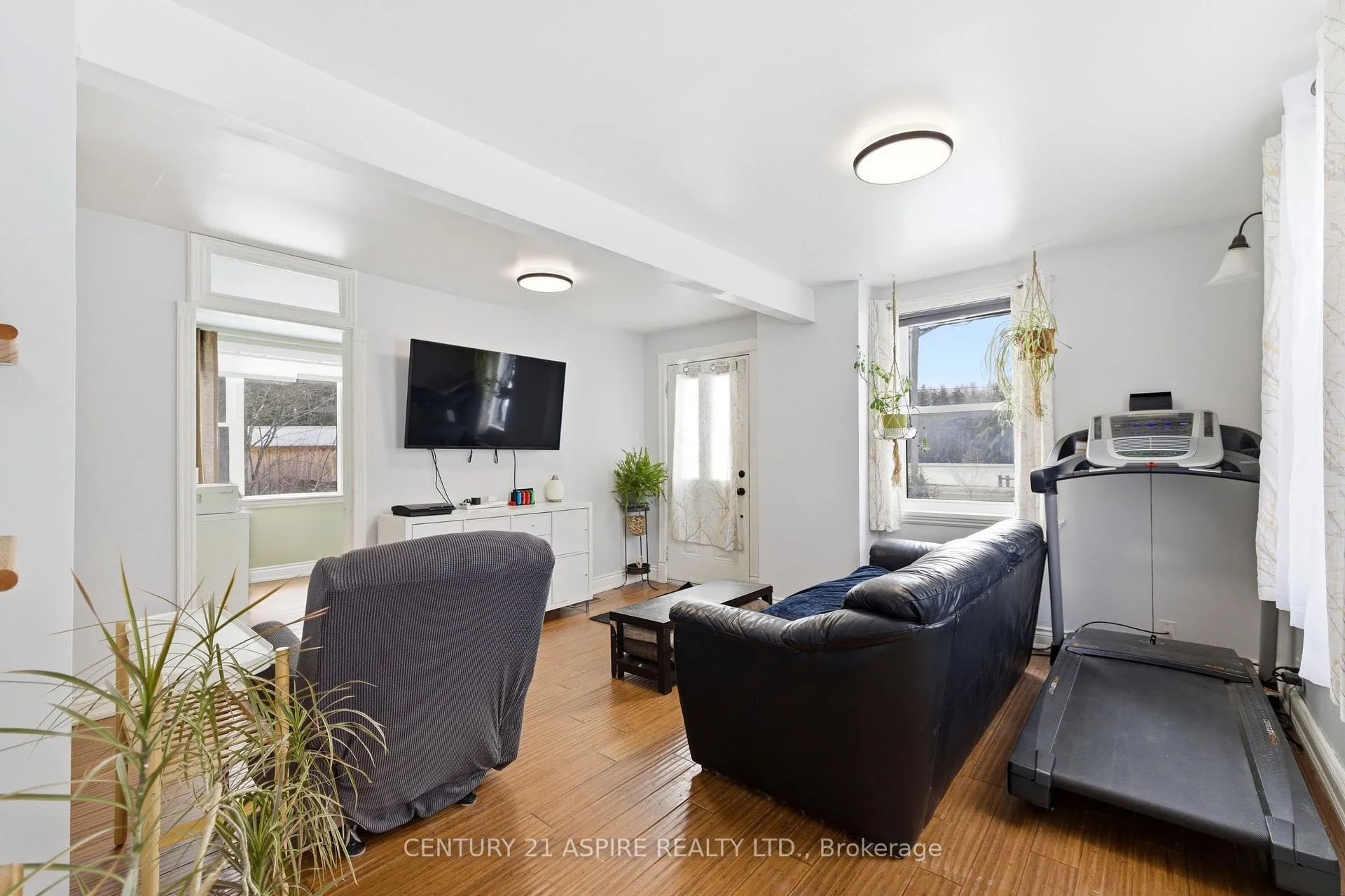 Photo 27 of 212 Schwanz Road, Petawawa — HOMEH