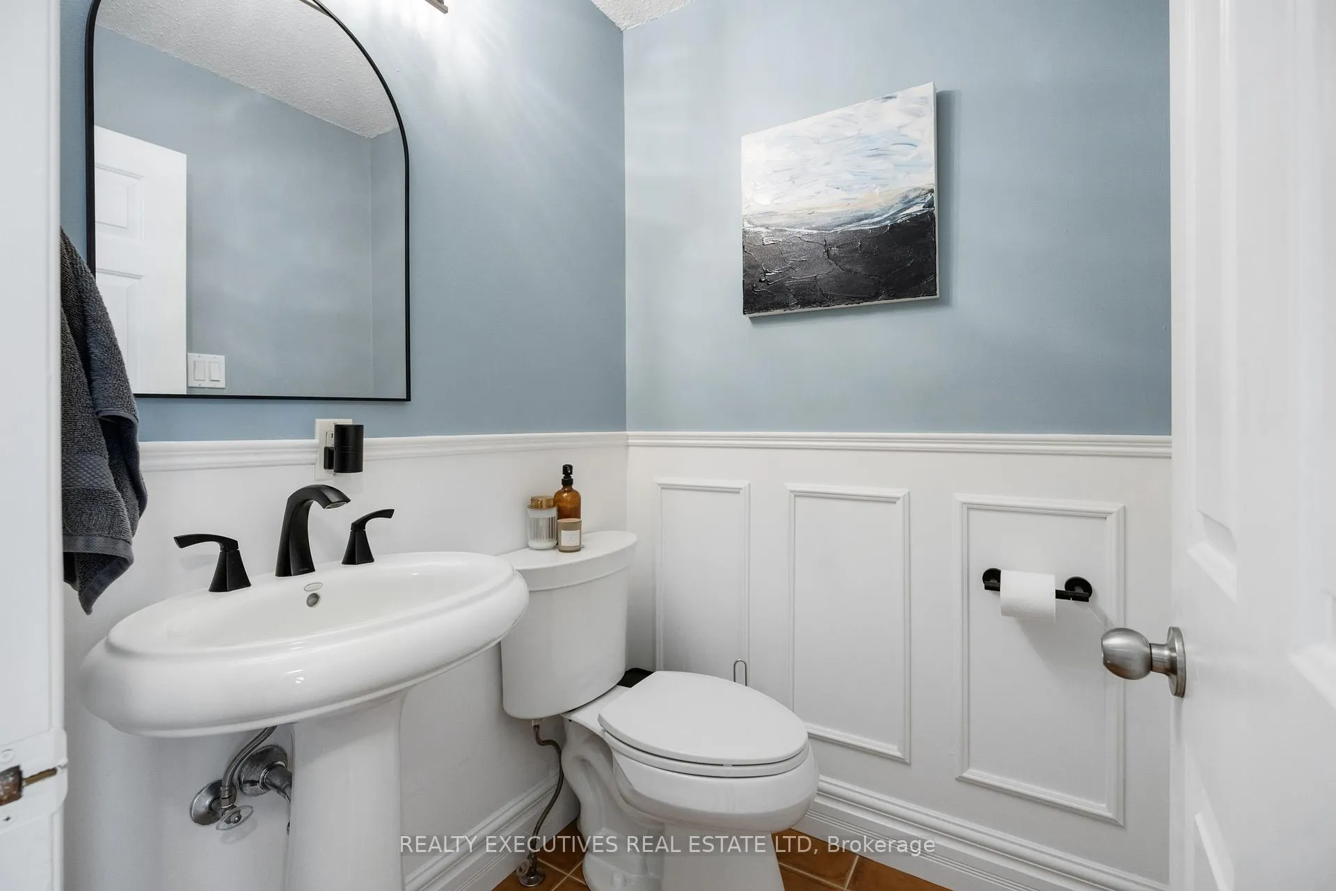 Photo 13 of 11943 Forest Hill Road, North Dundas, North Dundas (Mountain) Twp — HOMEH