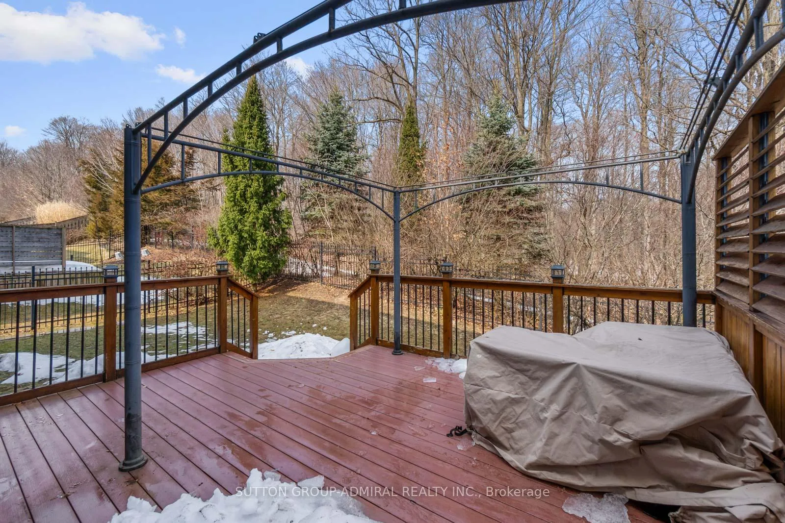 Photo 37 of 303 Winterburg Court, Waterloo — HOMEH