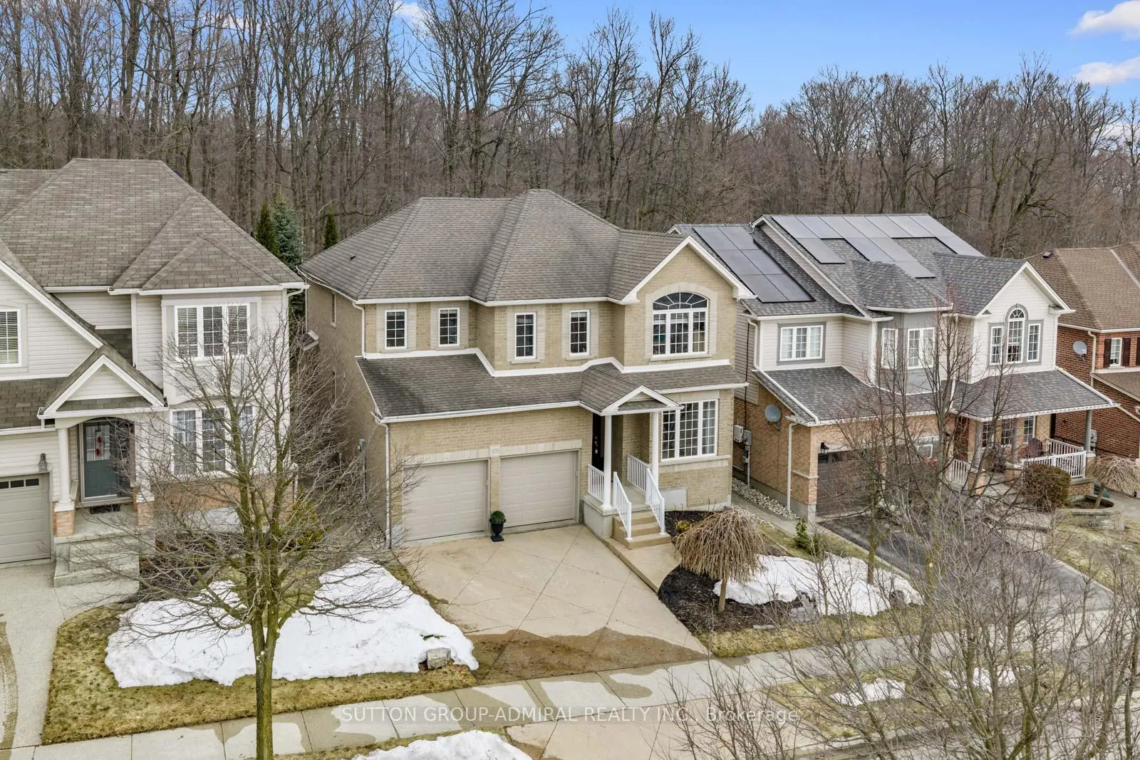 Photo 42 of 303 Winterburg Court, Waterloo — HOMEH