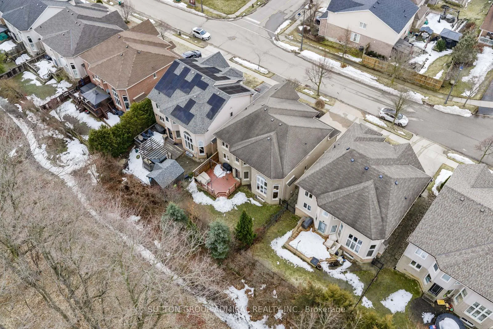 Photo 45 of 303 Winterburg Court, Waterloo — HOMEH
