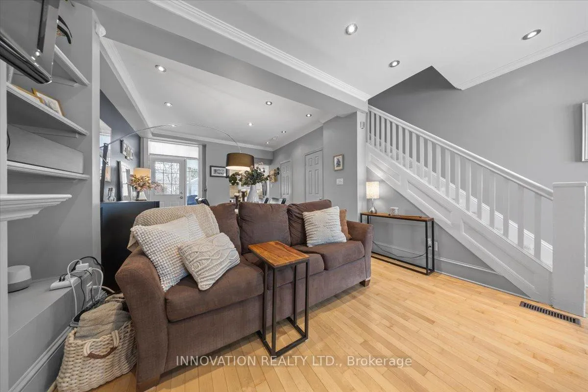 Photo 7 of 574 Cole Avenue, Ottawa, McKellar/Highland — HOMEH