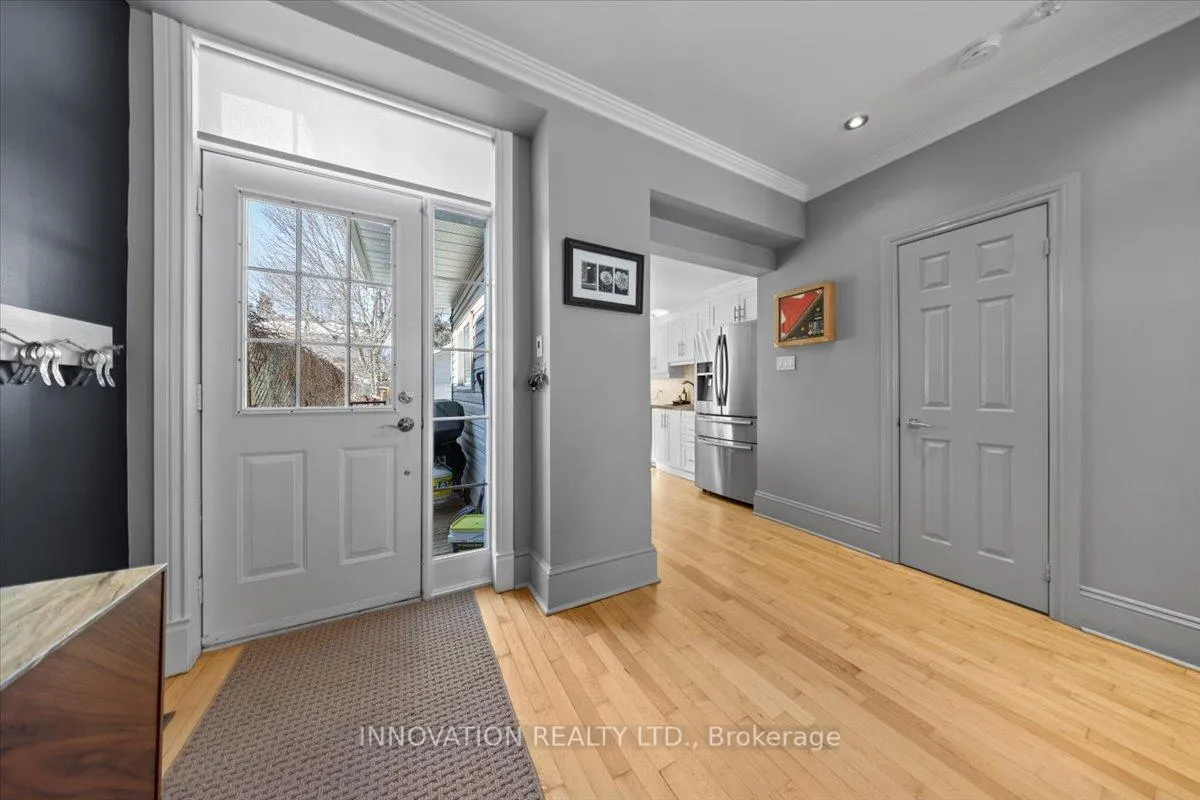 Photo 11 of 574 Cole Avenue, Ottawa, McKellar/Highland — HOMEH