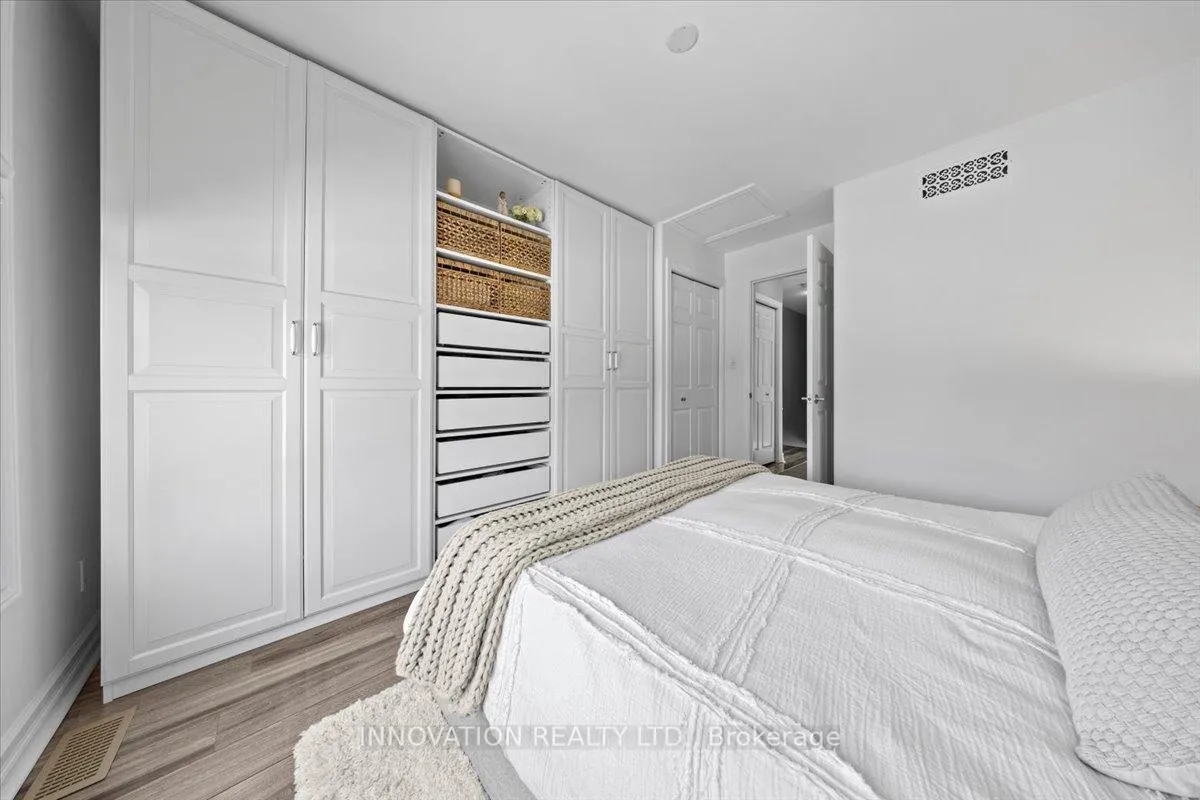 Photo 28 of 574 Cole Avenue, Ottawa, McKellar/Highland — HOMEH