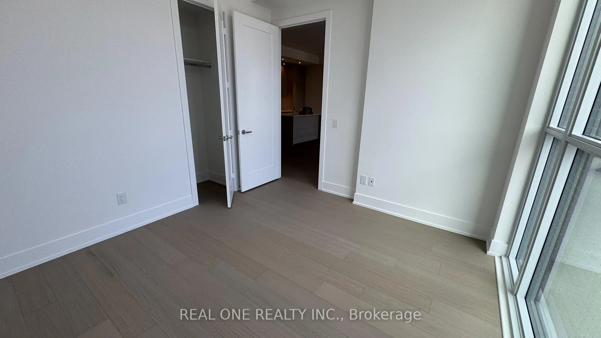 Photo 22 of Unit 401, 397 Royal Orchard Boulevard, Markham, Royal Orchard — HOMEH