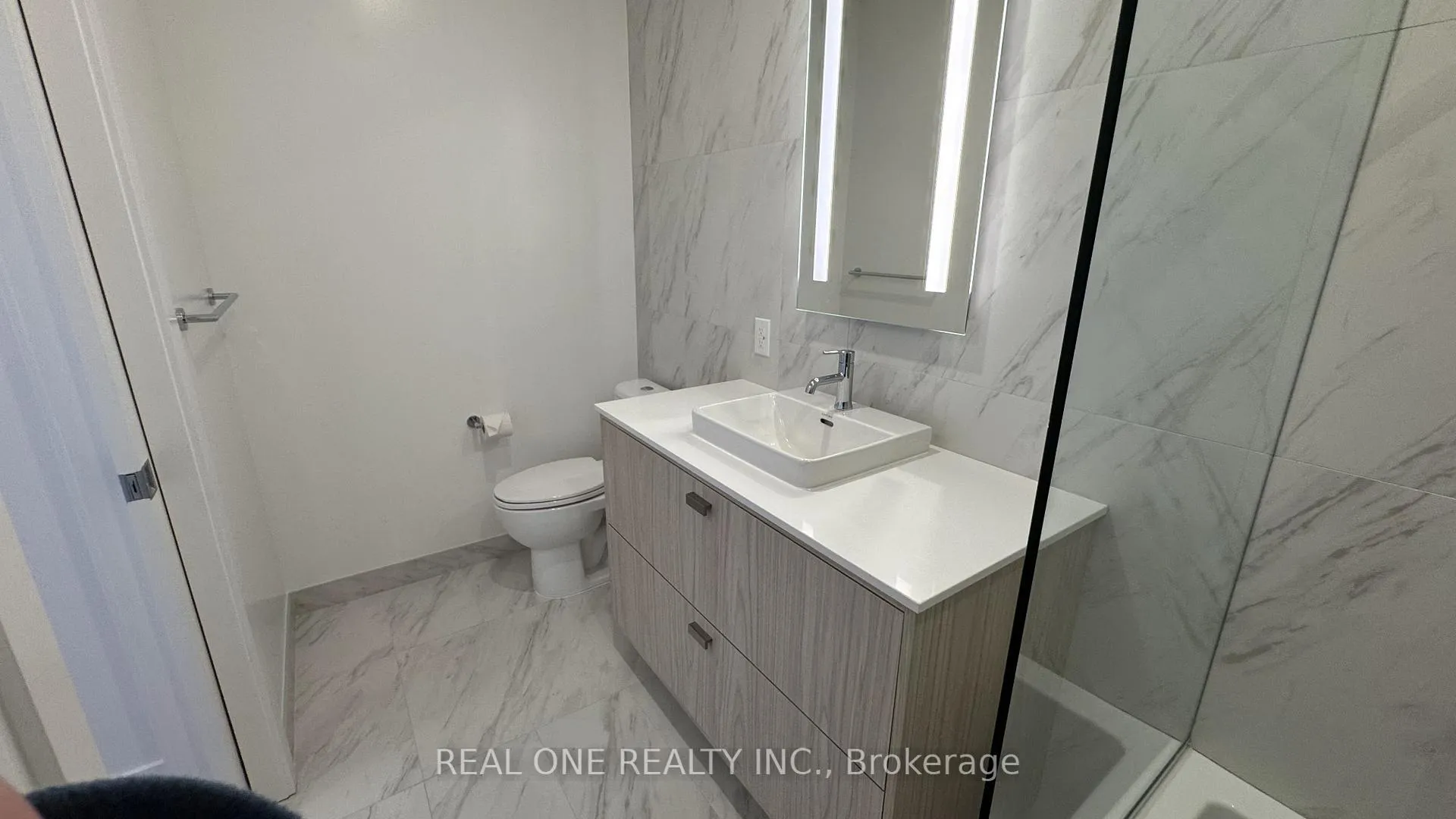 Photo 25 of Unit 401, 397 Royal Orchard Boulevard, Markham, Royal Orchard — HOMEH
