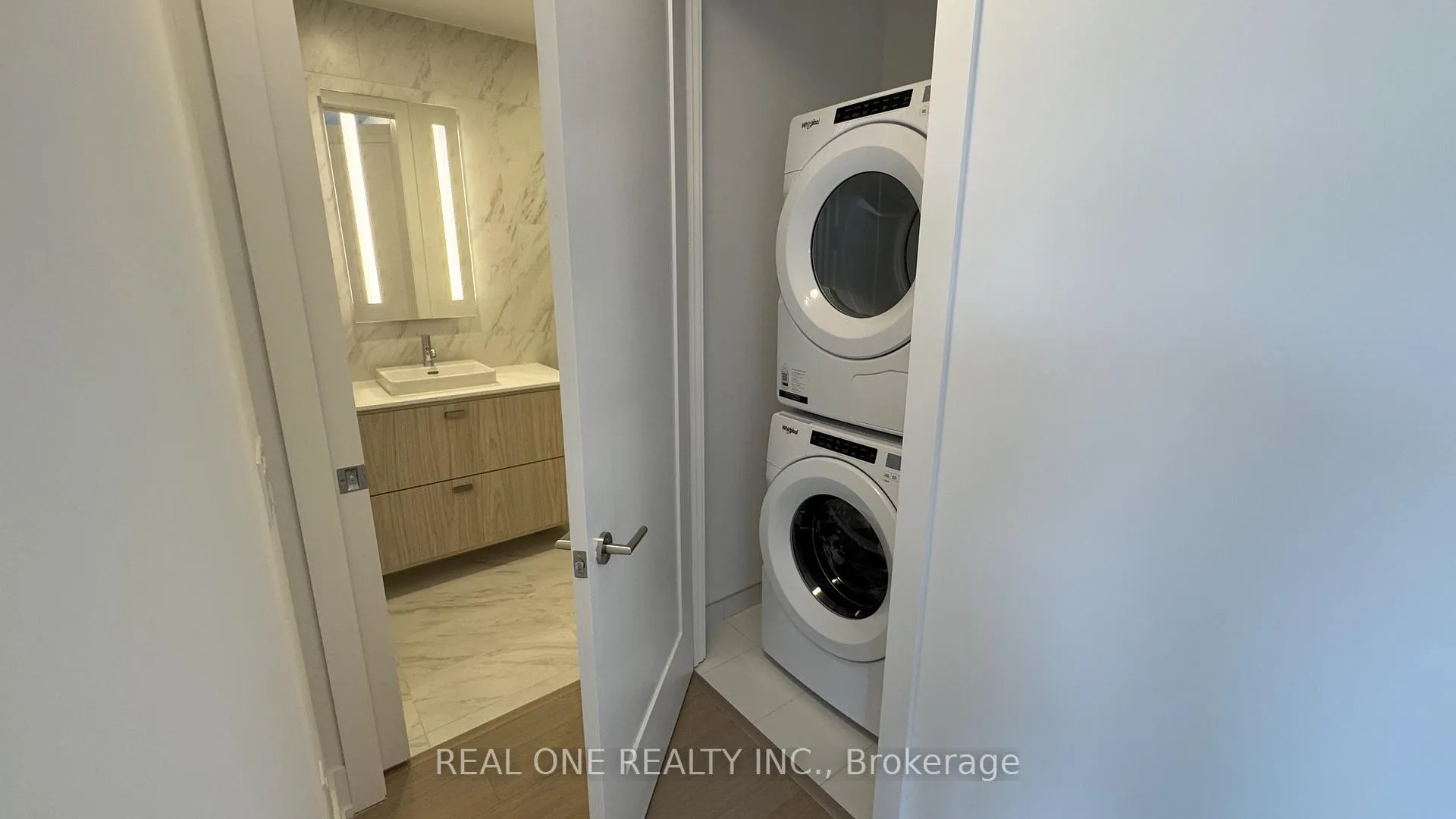 Photo 33 of Unit 401, 397 Royal Orchard Boulevard, Markham, Royal Orchard — HOMEH