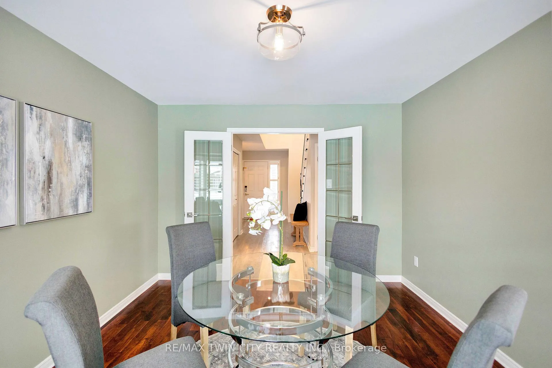 Photo 9 of 21 Riva Ridge, Brantford — HOMEH