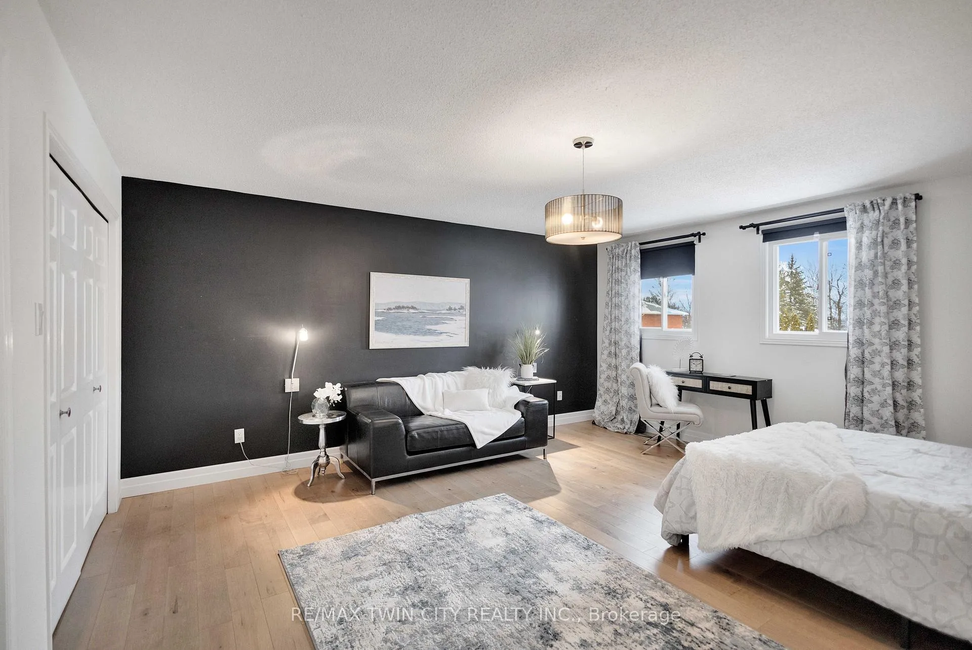 Photo 17 of 21 Riva Ridge, Brantford — HOMEH