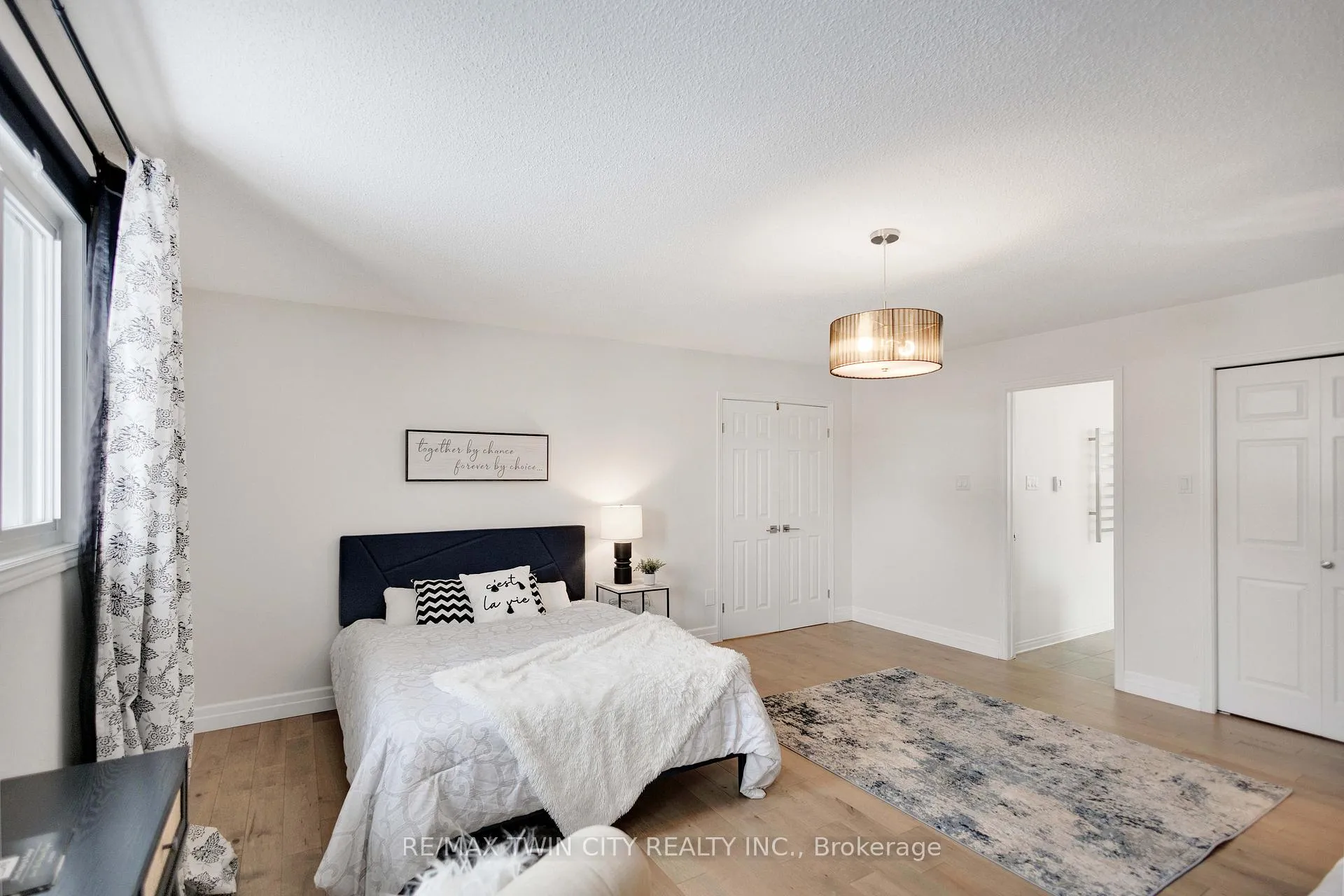 Photo 18 of 21 Riva Ridge, Brantford — HOMEH