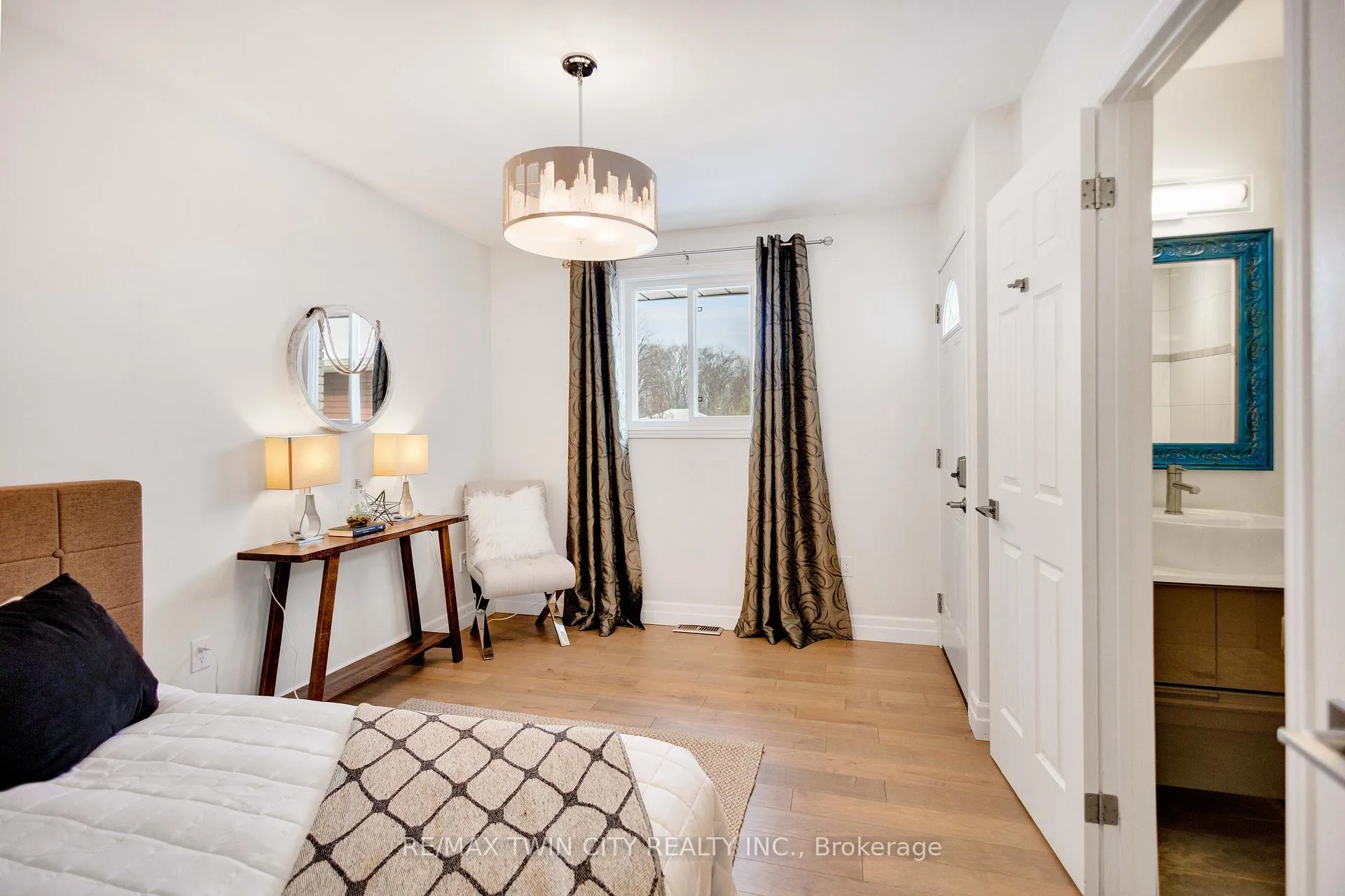 Photo 30 of 21 Riva Ridge, Brantford — HOMEH