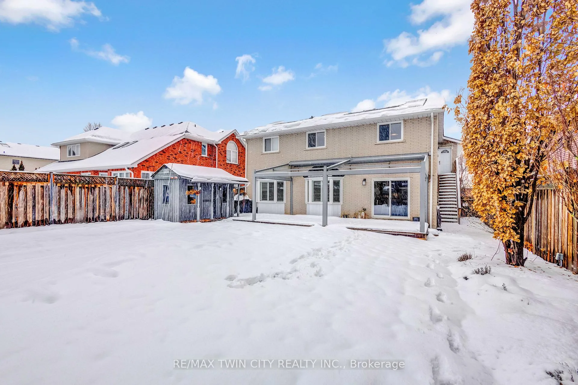 Photo 40 of 21 Riva Ridge, Brantford — HOMEH
