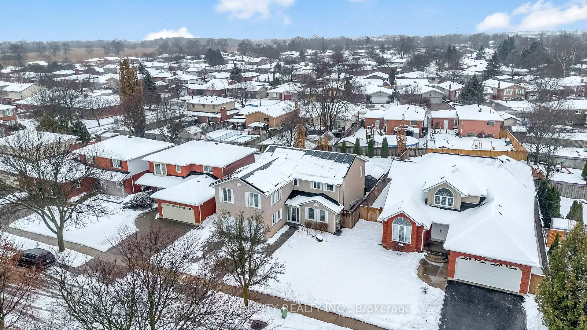 Photo 46 of 21 Riva Ridge, Brantford — HOMEH