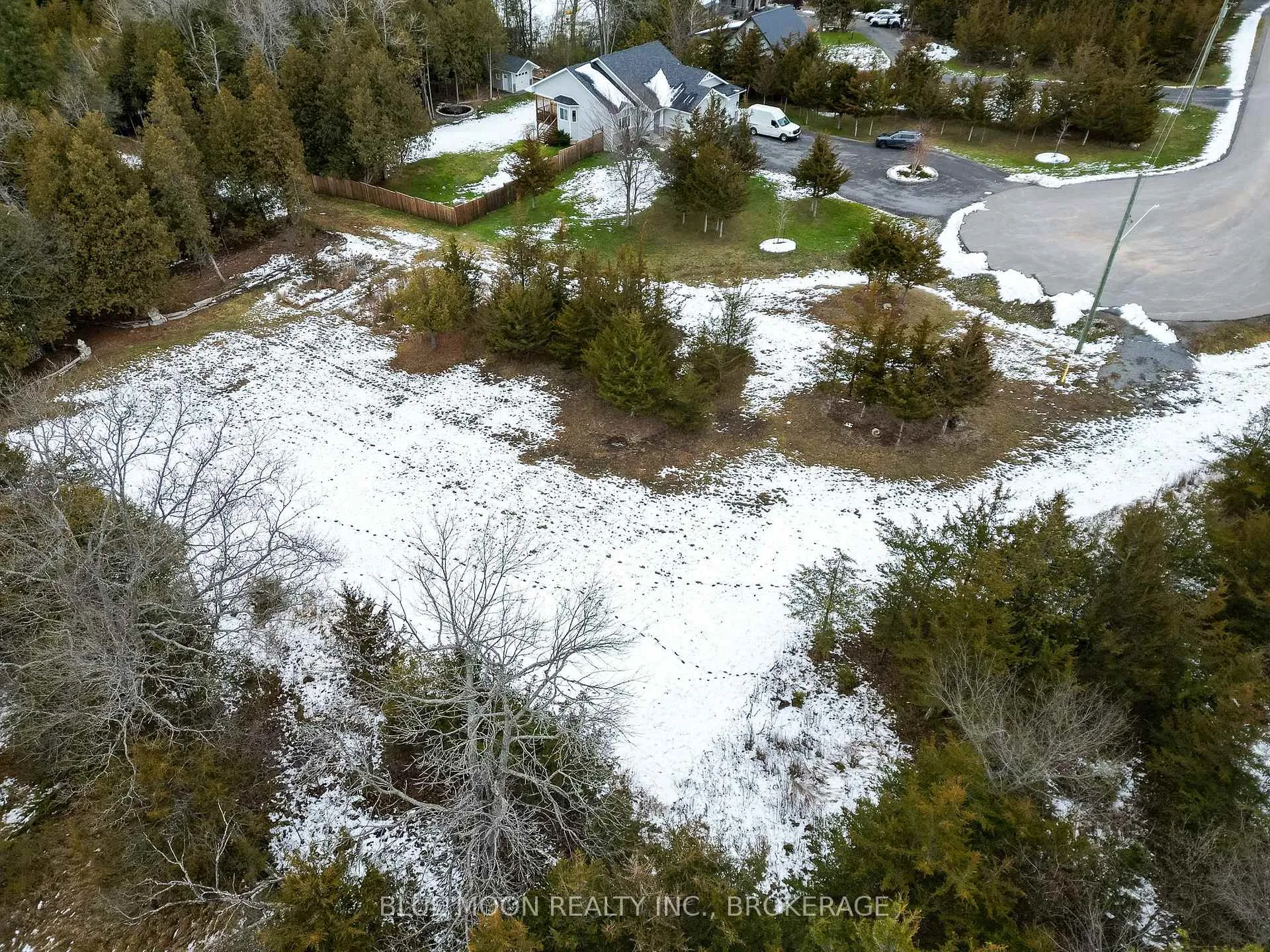 Photo 4 of 1 Riverwood Cove, Stone Mills — HOMEH