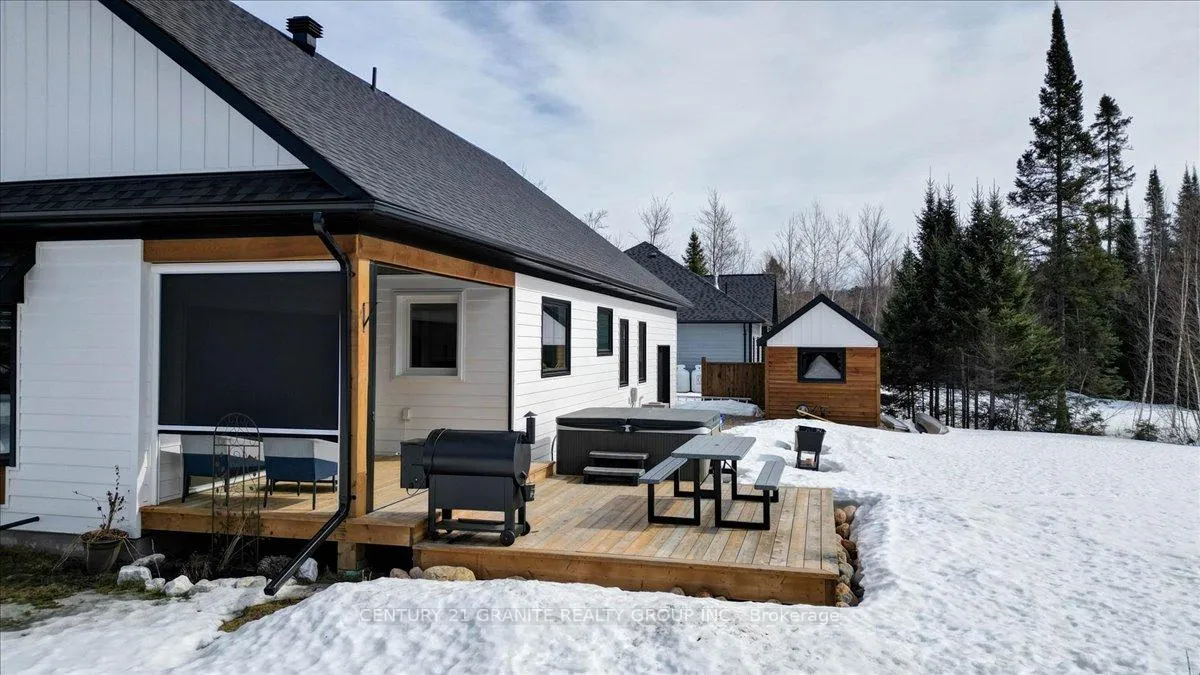 Photo 3 of 10 Bancroft Ridge Drive, Bancroft, Bancroft Ward — HOMEH