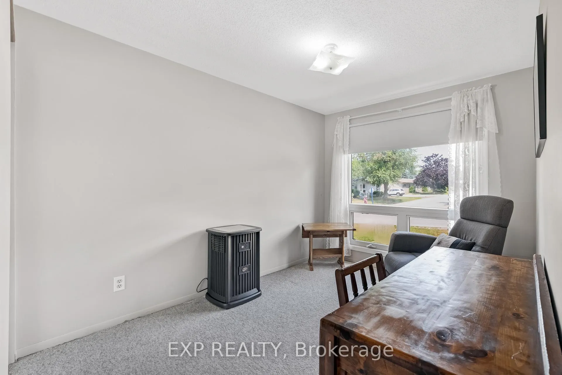Photo 25 of 25 Juno Crescent, Georgina, Sutton & Jackson's Point — HOMEH