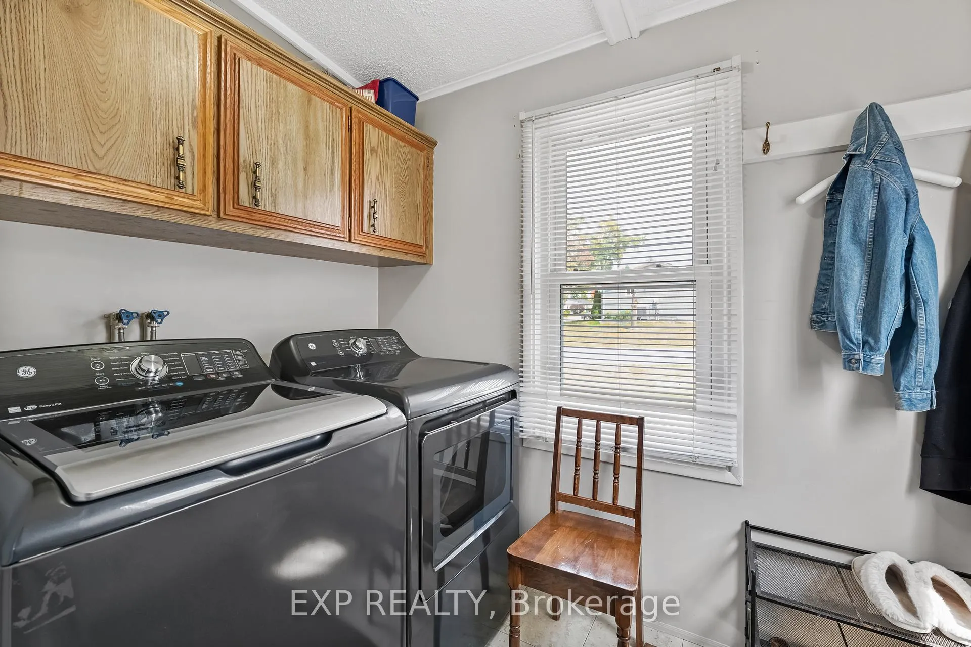 Photo 27 of 25 Juno Crescent, Georgina, Sutton & Jackson's Point — HOMEH