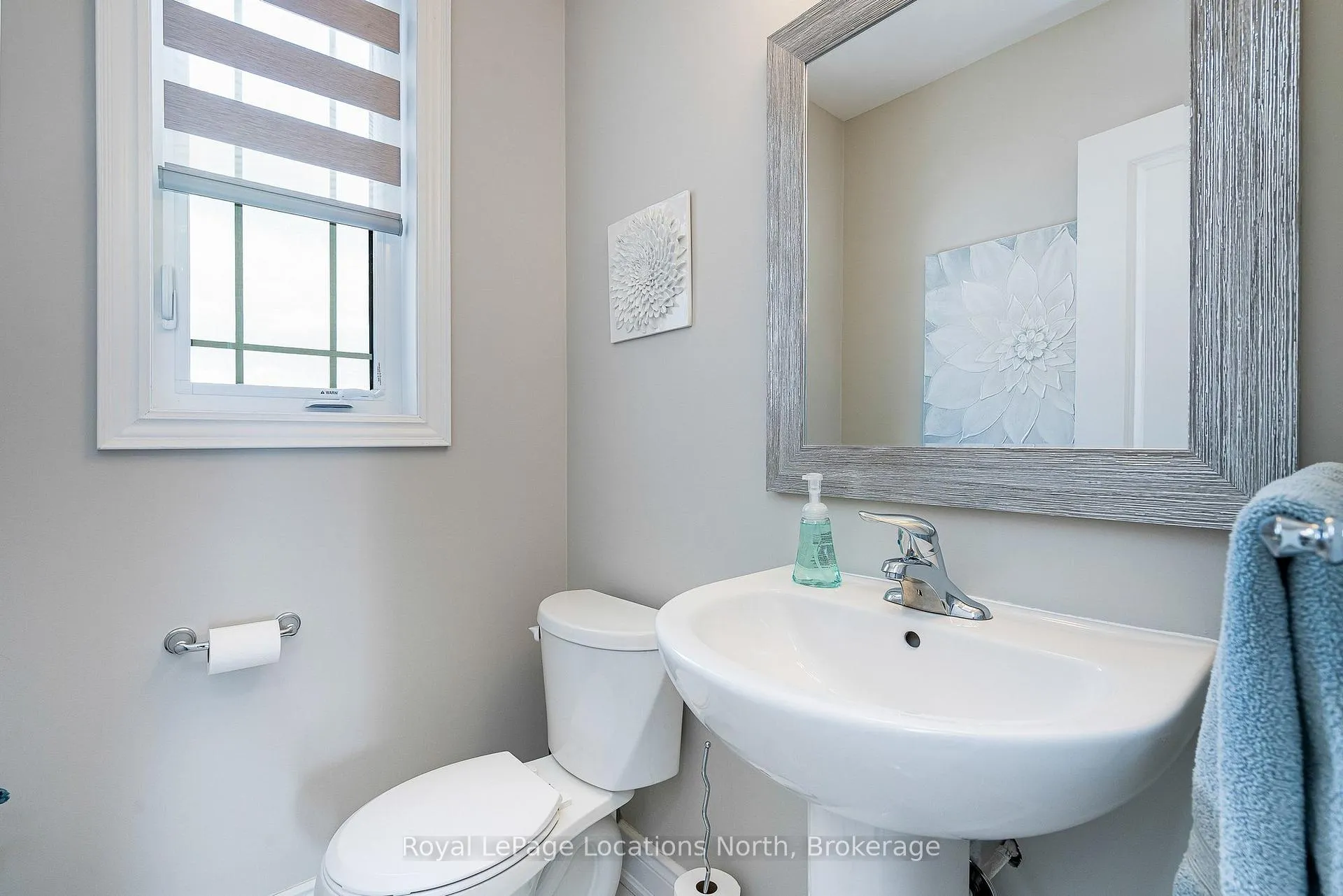 Photo 18 of 31 Emerald Street, Wasaga Beach — HOMEH