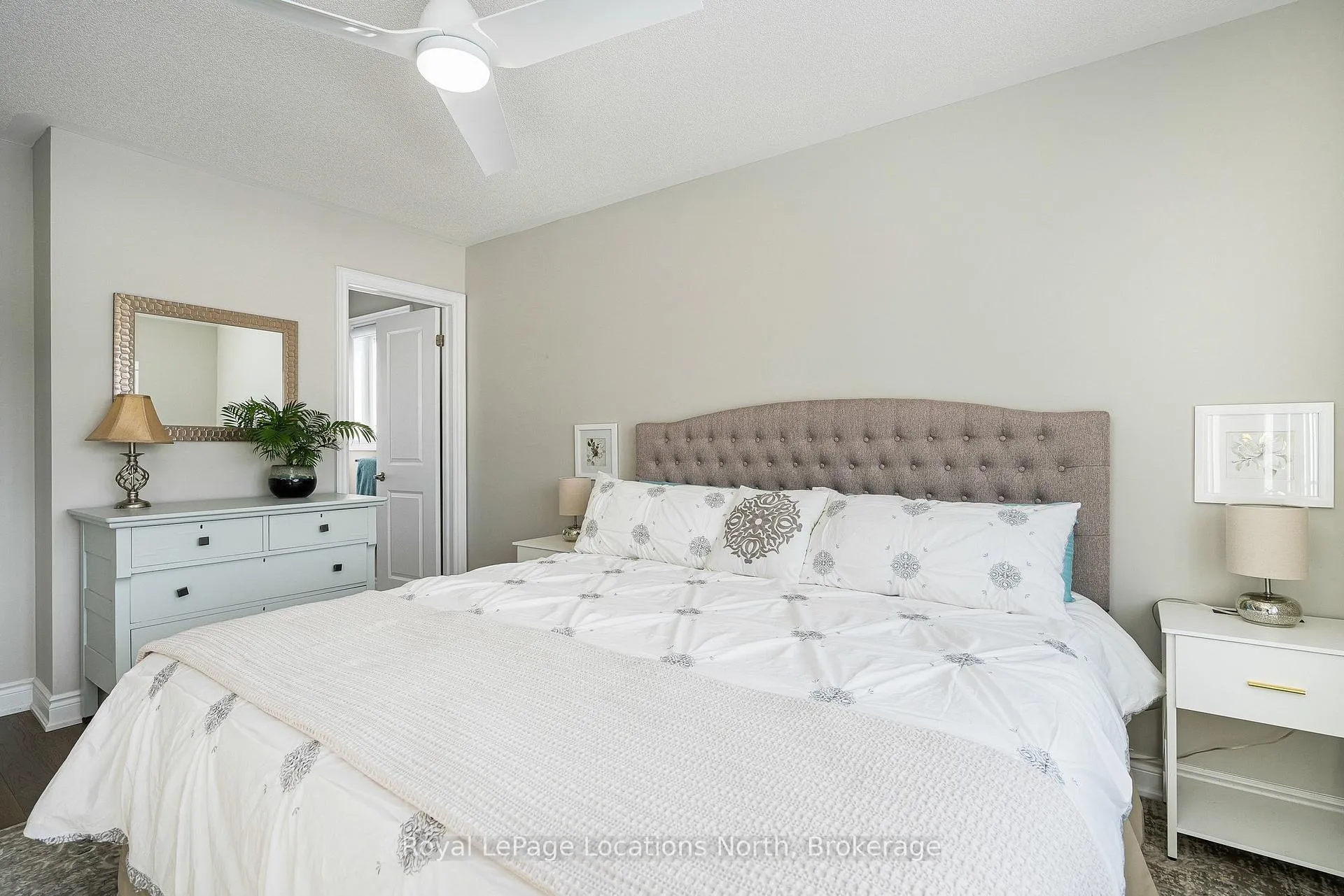 Photo 27 of 31 Emerald Street, Wasaga Beach — HOMEH