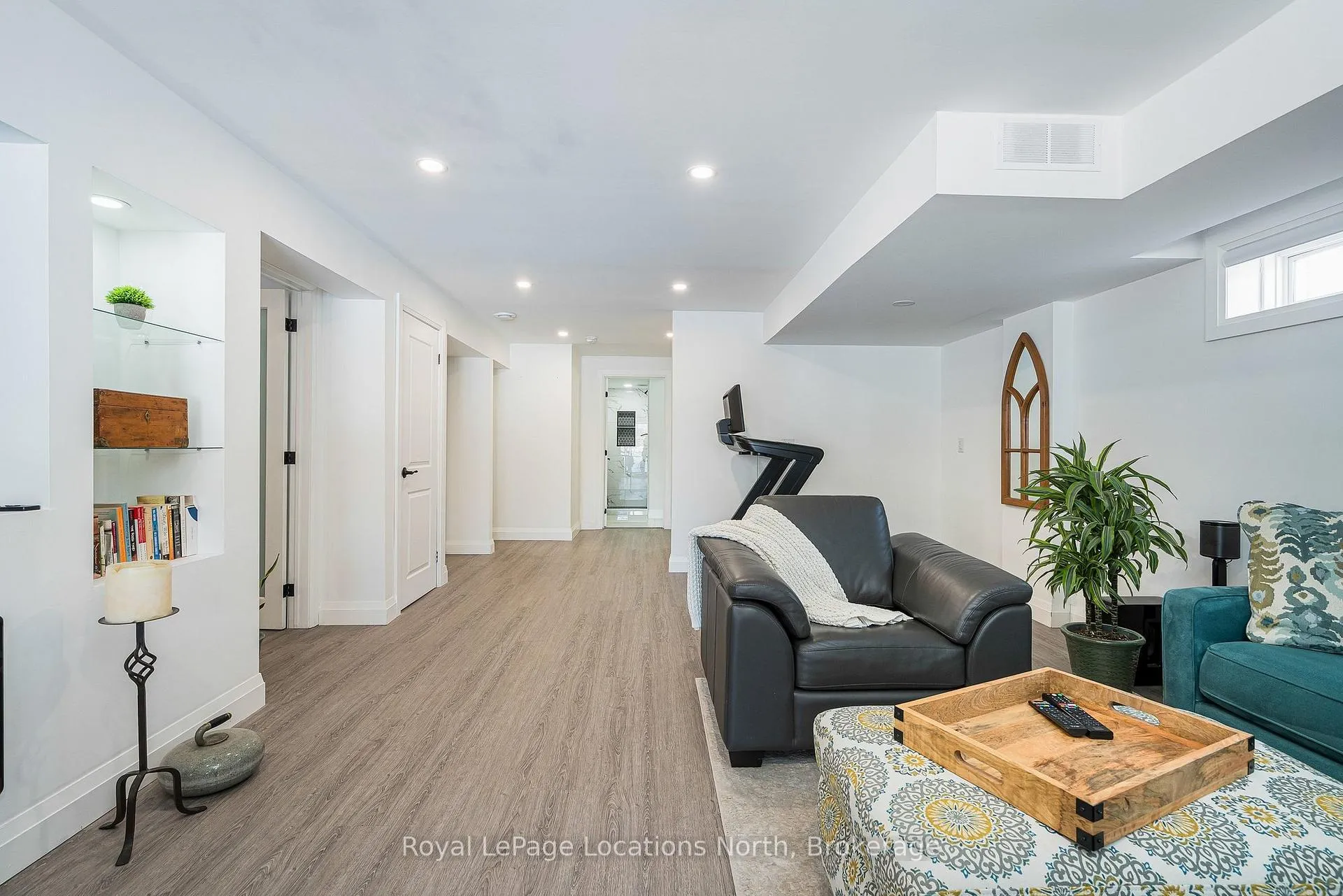Photo 31 of 31 Emerald Street, Wasaga Beach — HOMEH