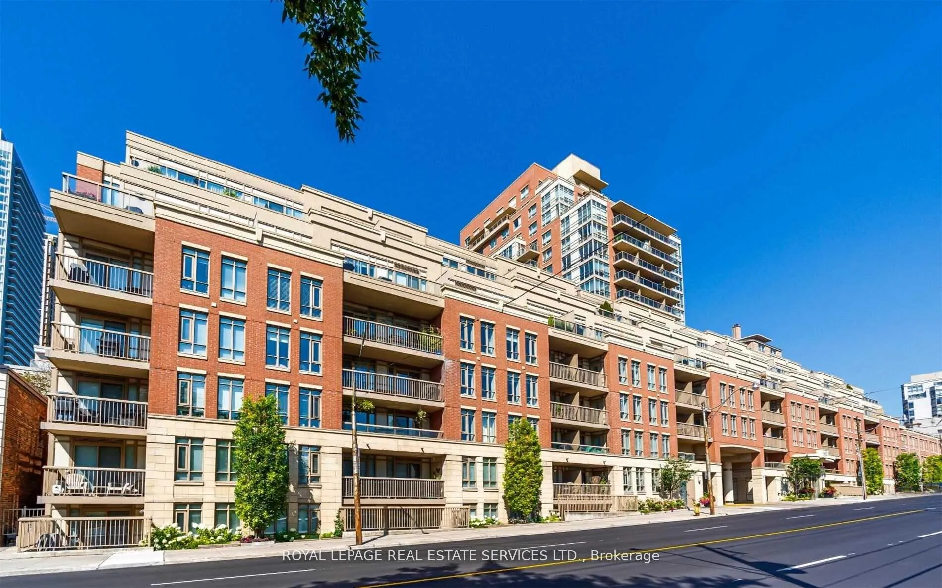 Photo 1 of Unit 1203, 900 Mount Pleasant Road, Toronto, Mount Pleasant West — HOMEH