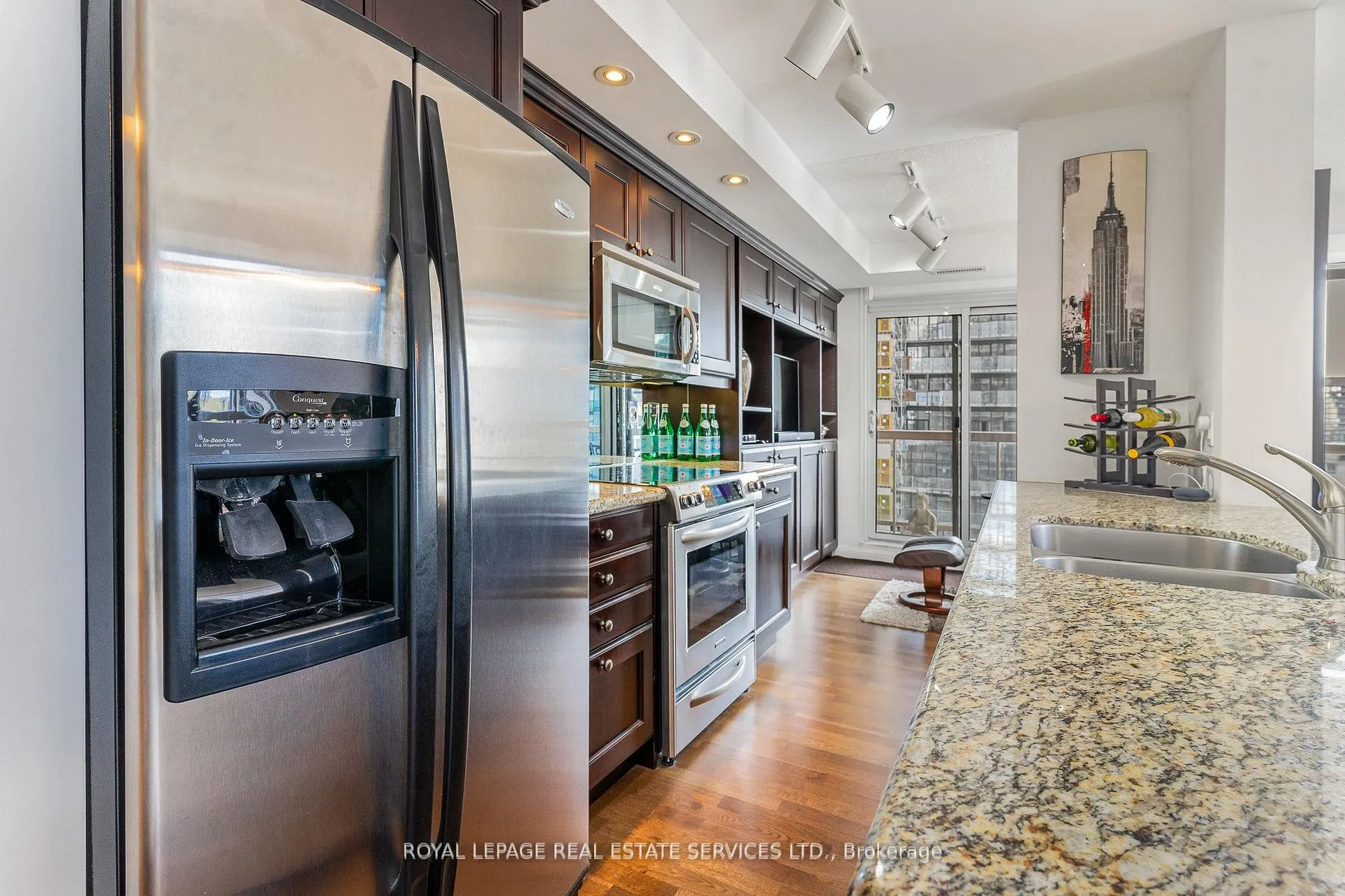 Photo 3 of Unit 1203, 900 Mount Pleasant Road, Toronto, Mount Pleasant West — HOMEH