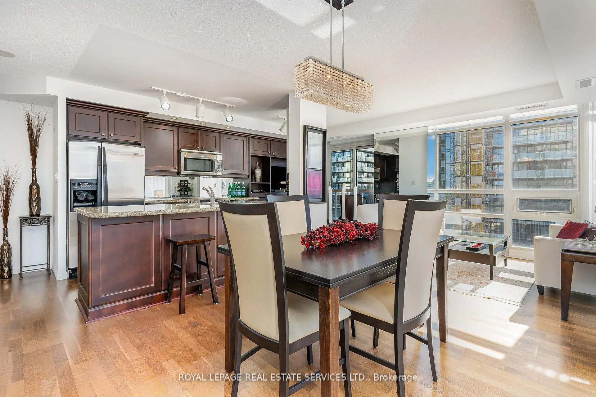 Photo 11 of Unit 1203, 900 Mount Pleasant Road, Toronto, Mount Pleasant West — HOMEH