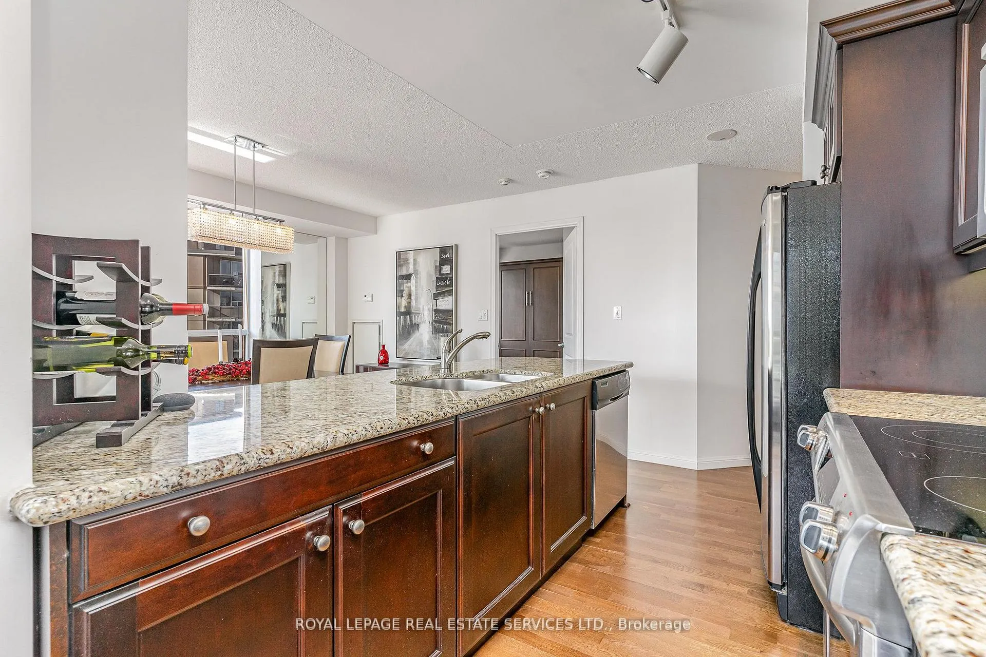 Photo 14 of Unit 1203, 900 Mount Pleasant Road, Toronto, Mount Pleasant West — HOMEH