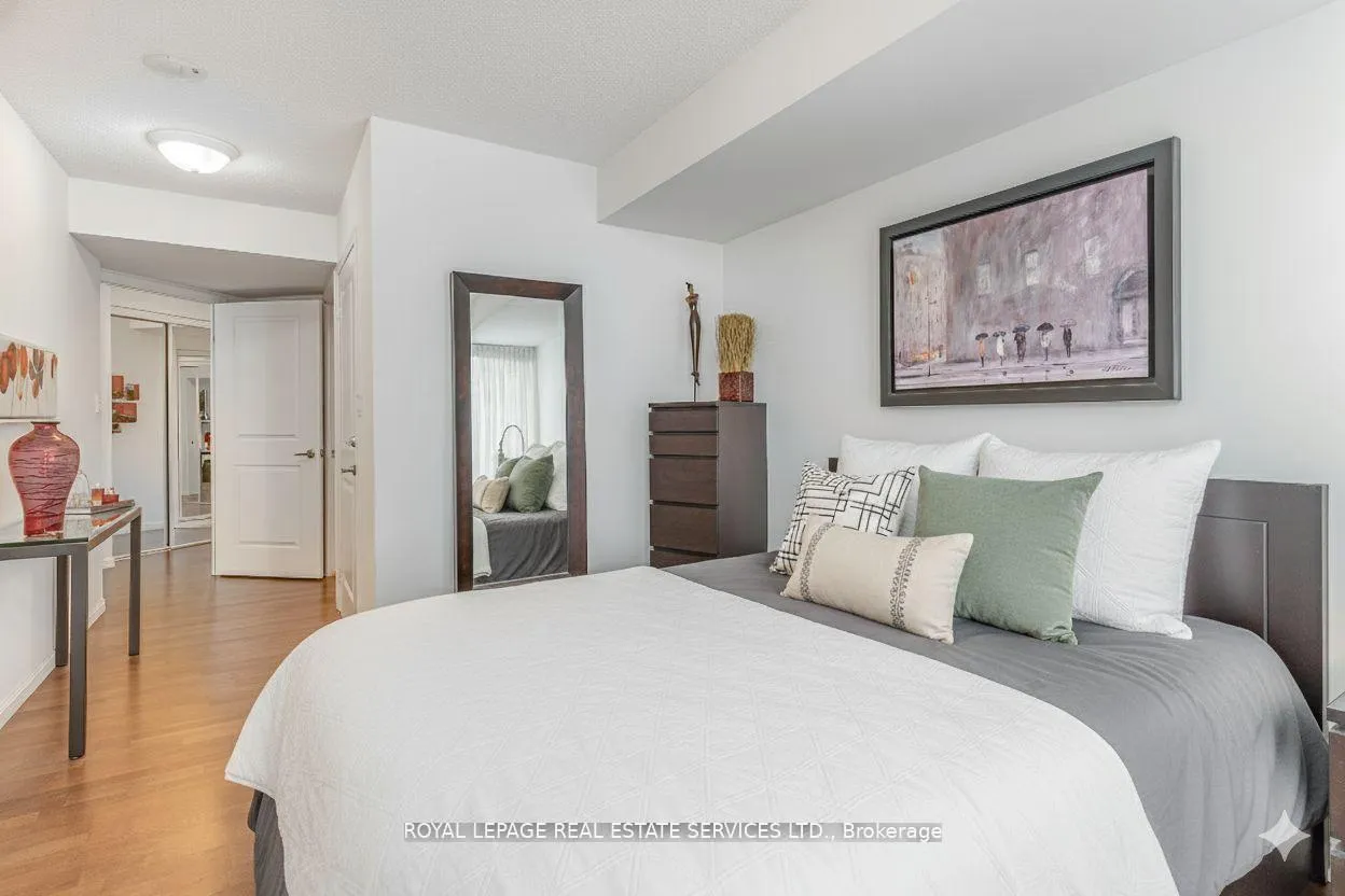 Photo 15 of Unit 1203, 900 Mount Pleasant Road, Toronto, Mount Pleasant West — HOMEH
