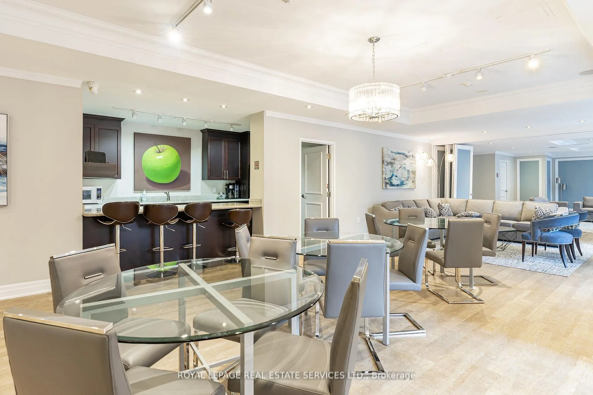 Photo 27 of Unit 1203, 900 Mount Pleasant Road, Toronto, Mount Pleasant West — HOMEH