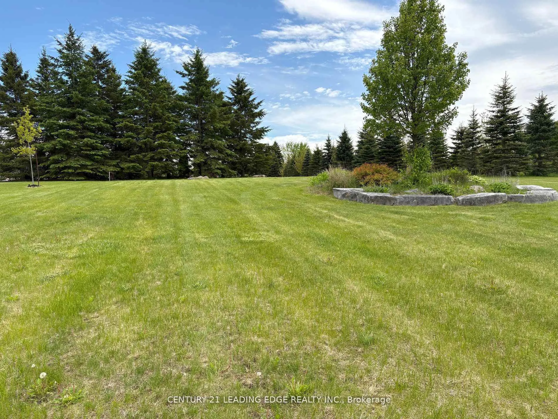 Photo 5 of Unit (Part 1), 7 Clyde Court, Scugog, Port Perry — HOMEH