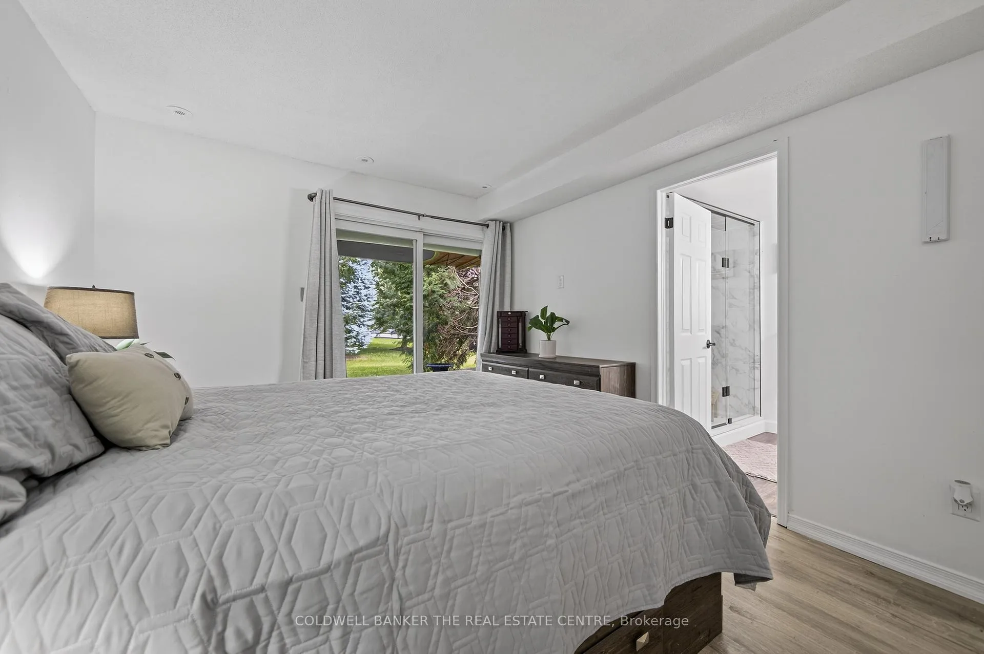 Photo 12 of Unit 27, 5 Harbour Street E, Collingwood — HOMEH