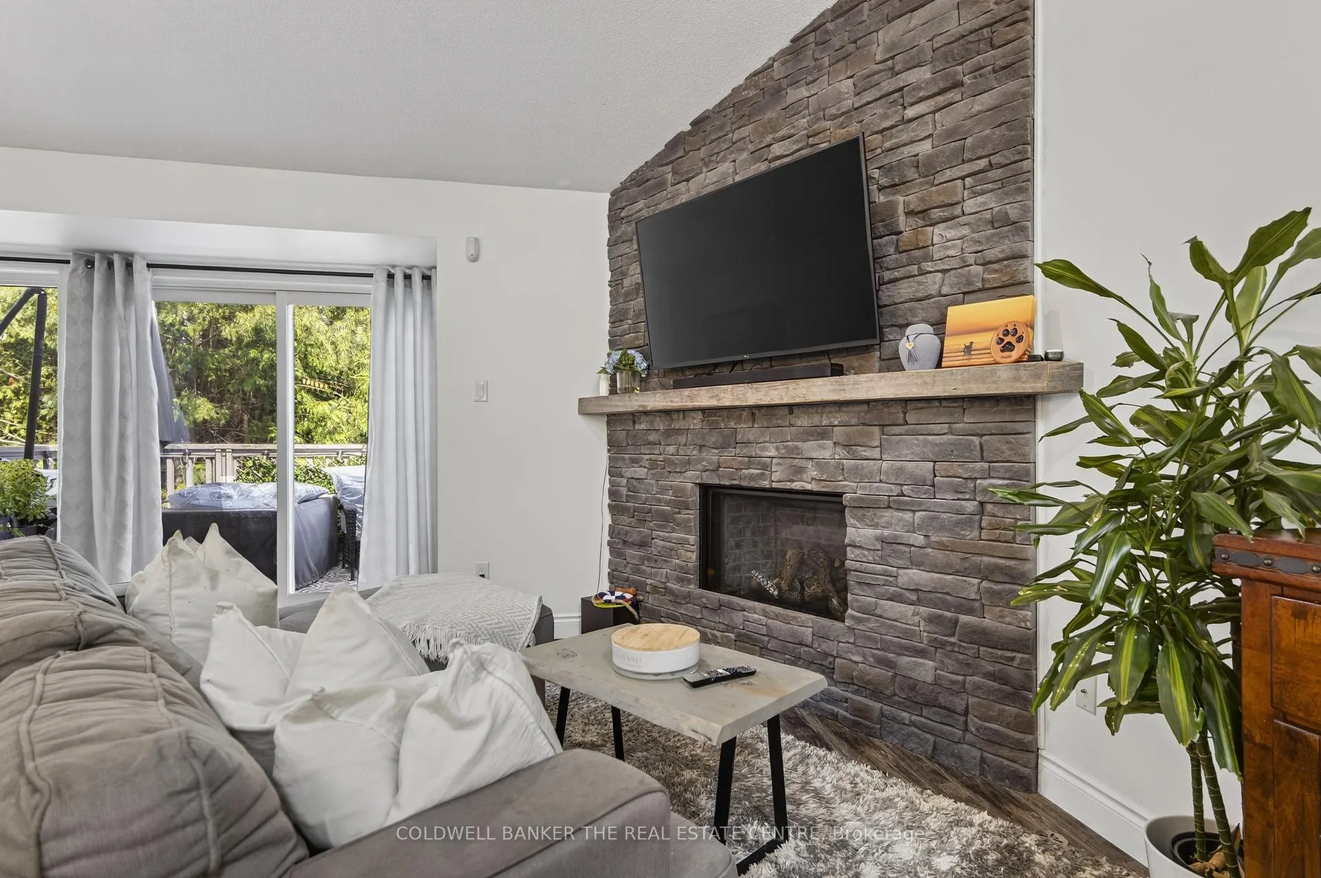 Photo 20 of Unit 27, 5 Harbour Street E, Collingwood — HOMEH
