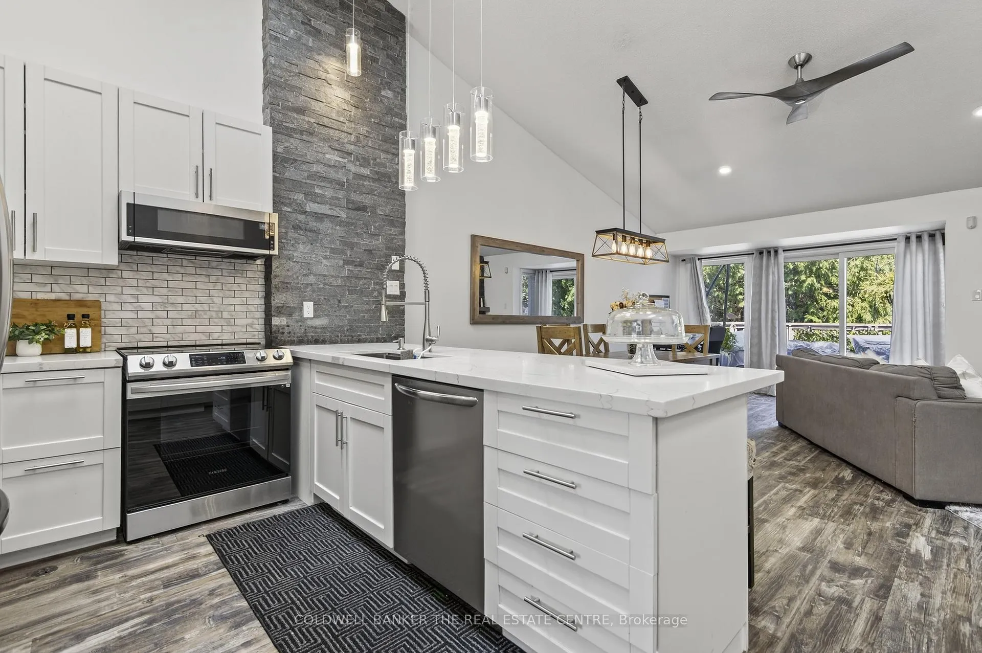 Photo 25 of Unit 27, 5 Harbour Street E, Collingwood — HOMEH