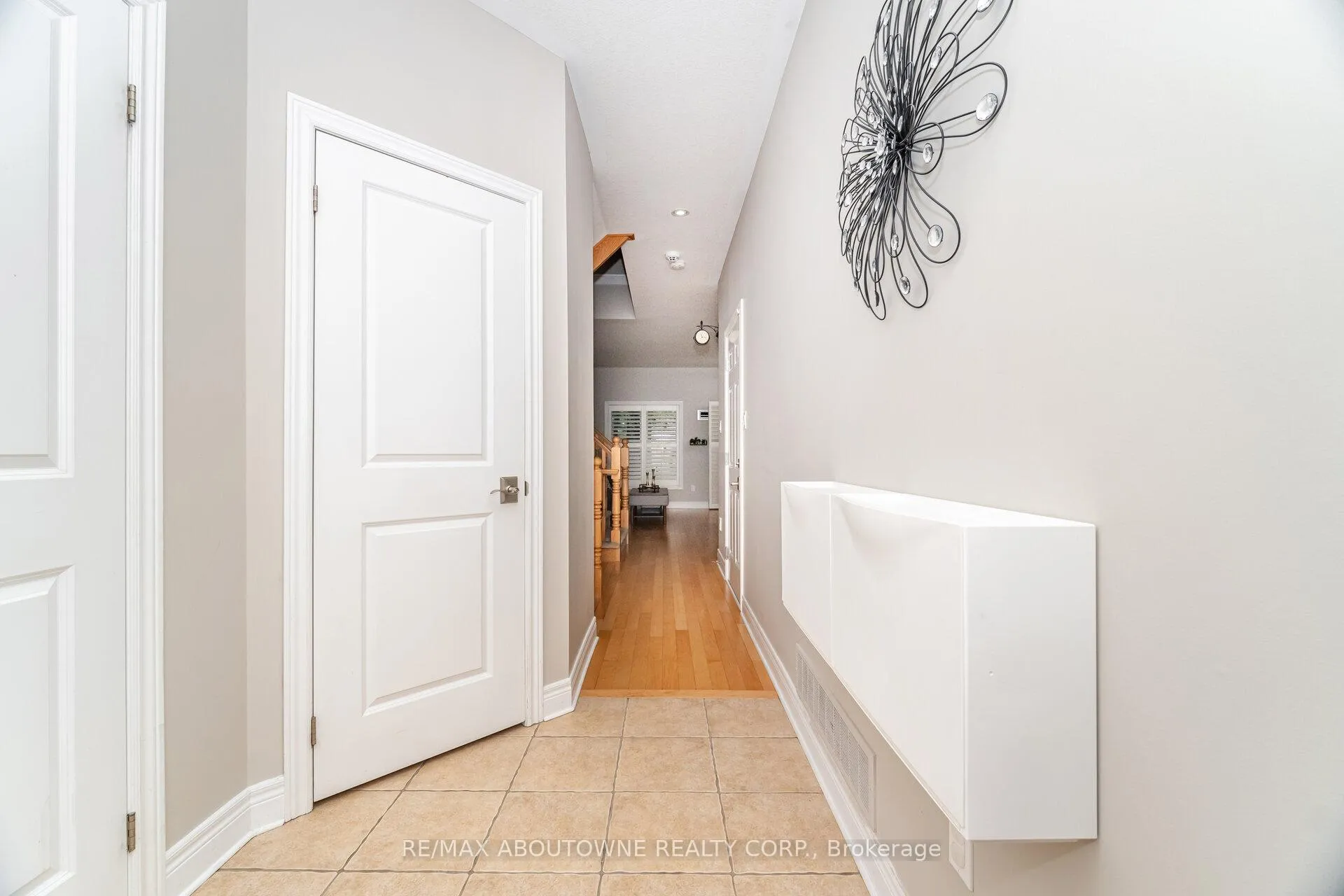 Photo 6 of Unit 1, 540 Guelph Line, Burlington, Brant — HOMEH