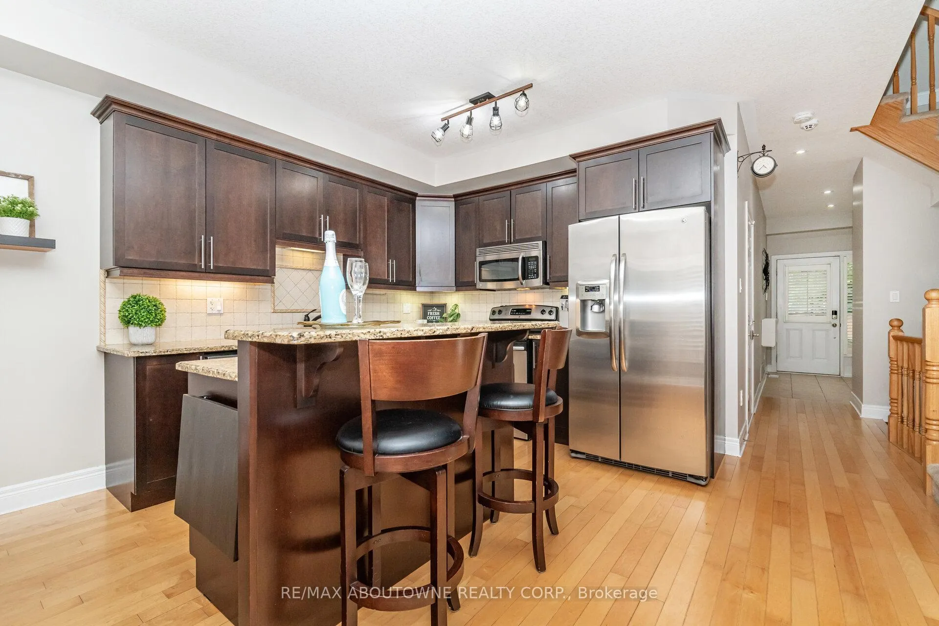 Photo 11 of Unit 1, 540 Guelph Line, Burlington, Brant — HOMEH