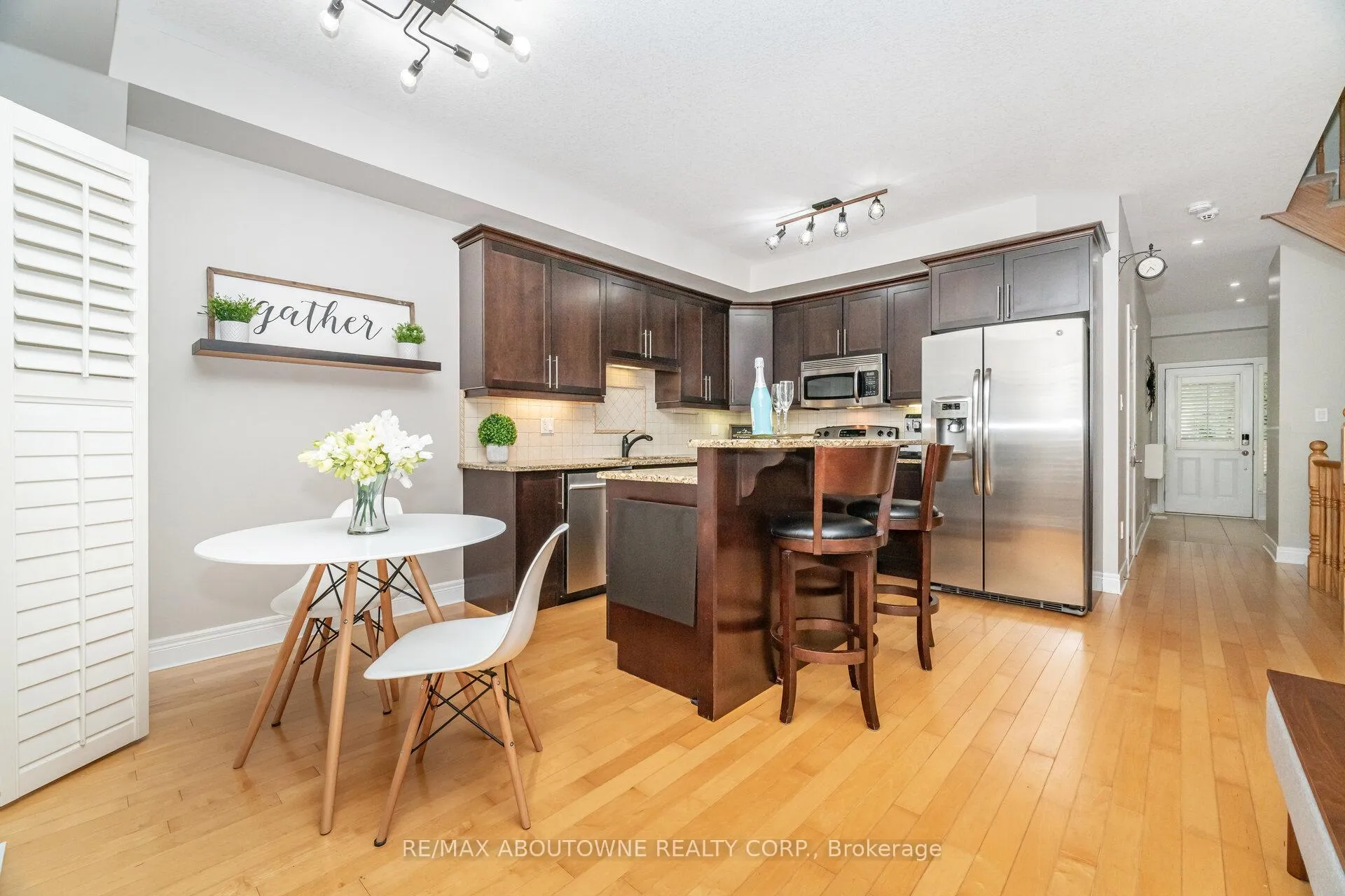 Photo 14 of Unit 1, 540 Guelph Line, Burlington, Brant — HOMEH