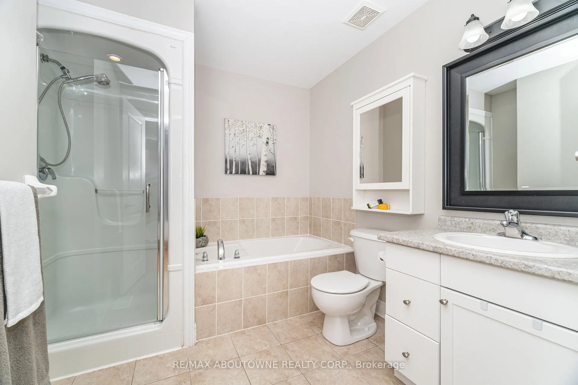 Photo 27 of Unit 1, 540 Guelph Line, Burlington, Brant — HOMEH