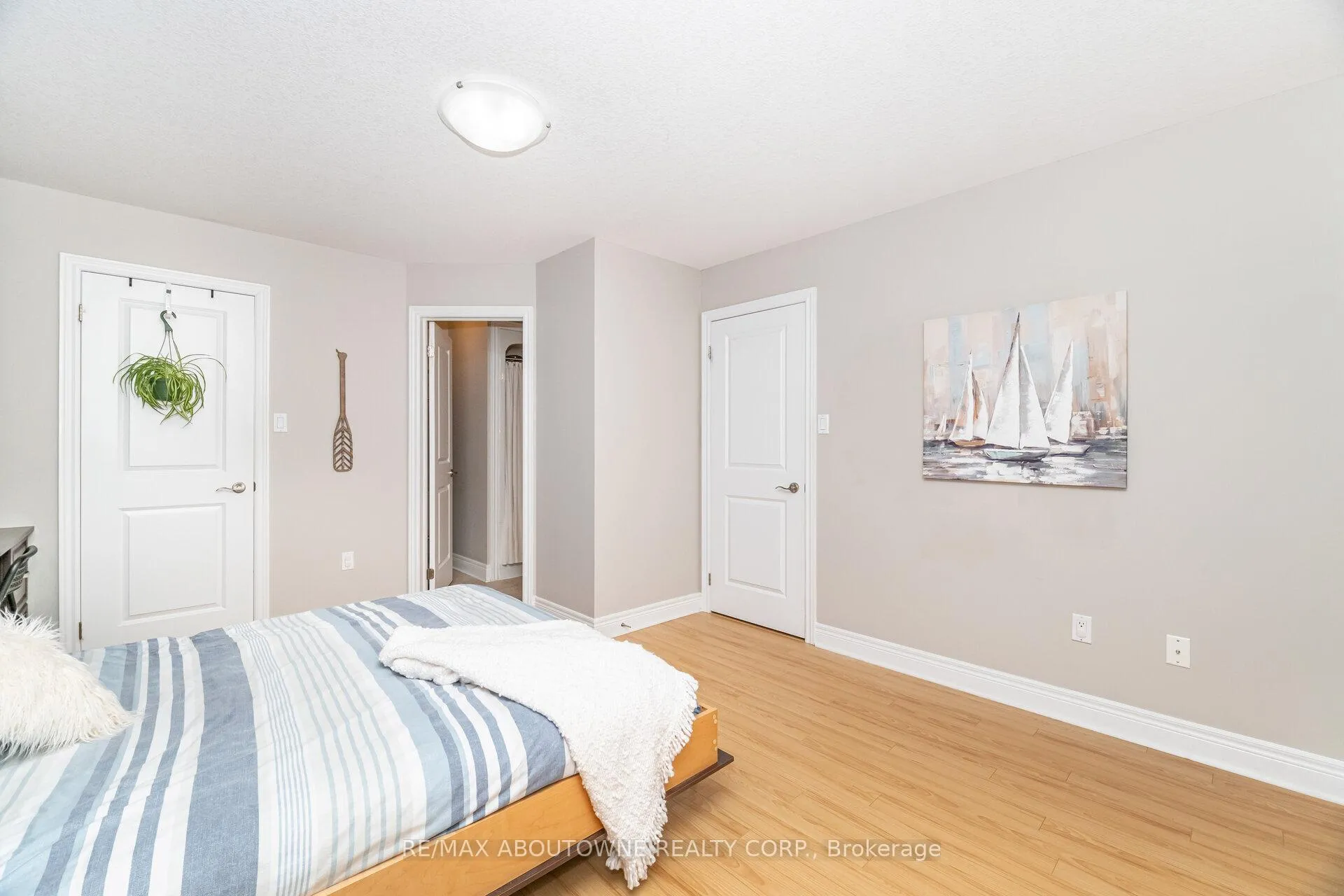 Photo 30 of Unit 1, 540 Guelph Line, Burlington, Brant — HOMEH