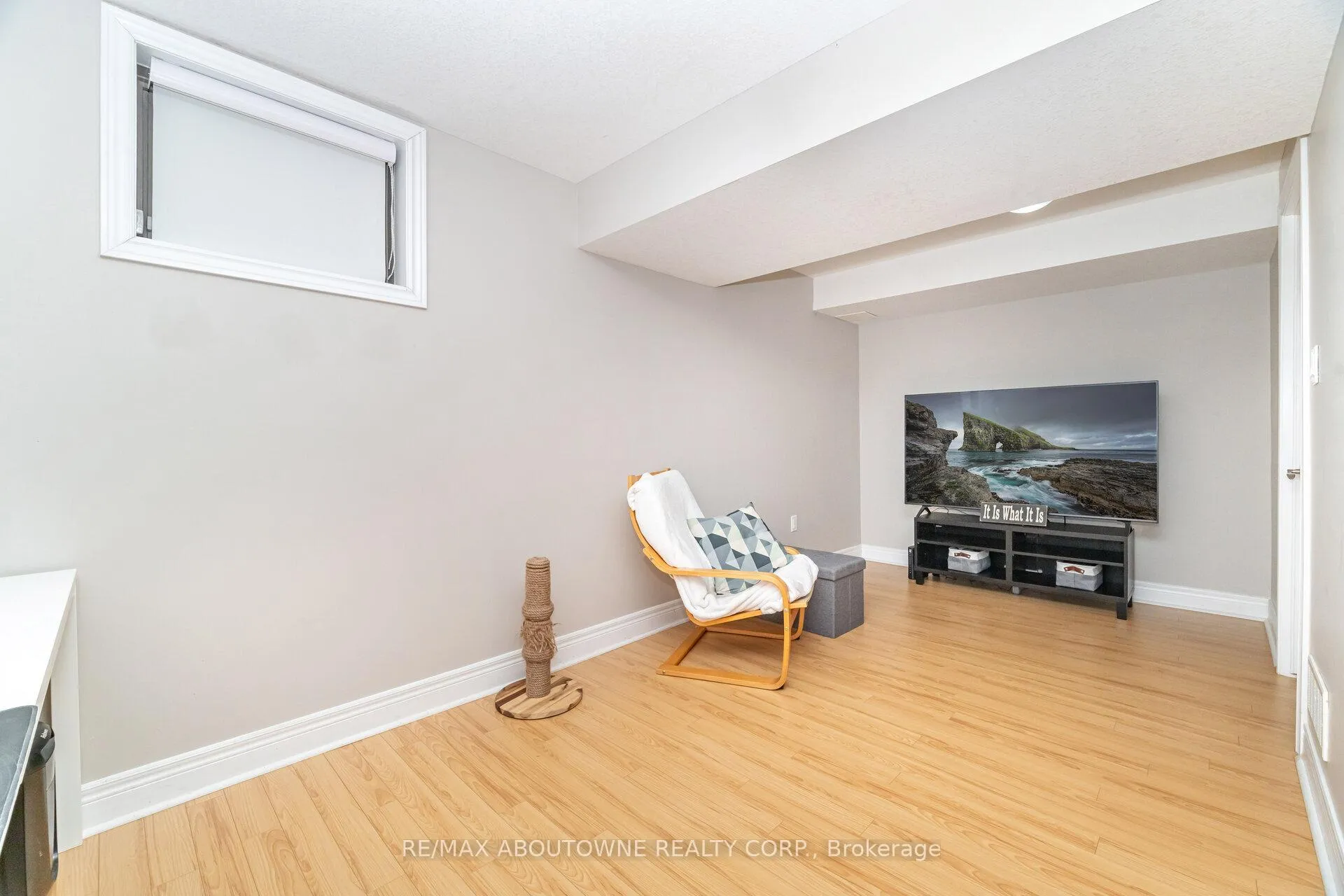 Photo 38 of Unit 1, 540 Guelph Line, Burlington, Brant — HOMEH