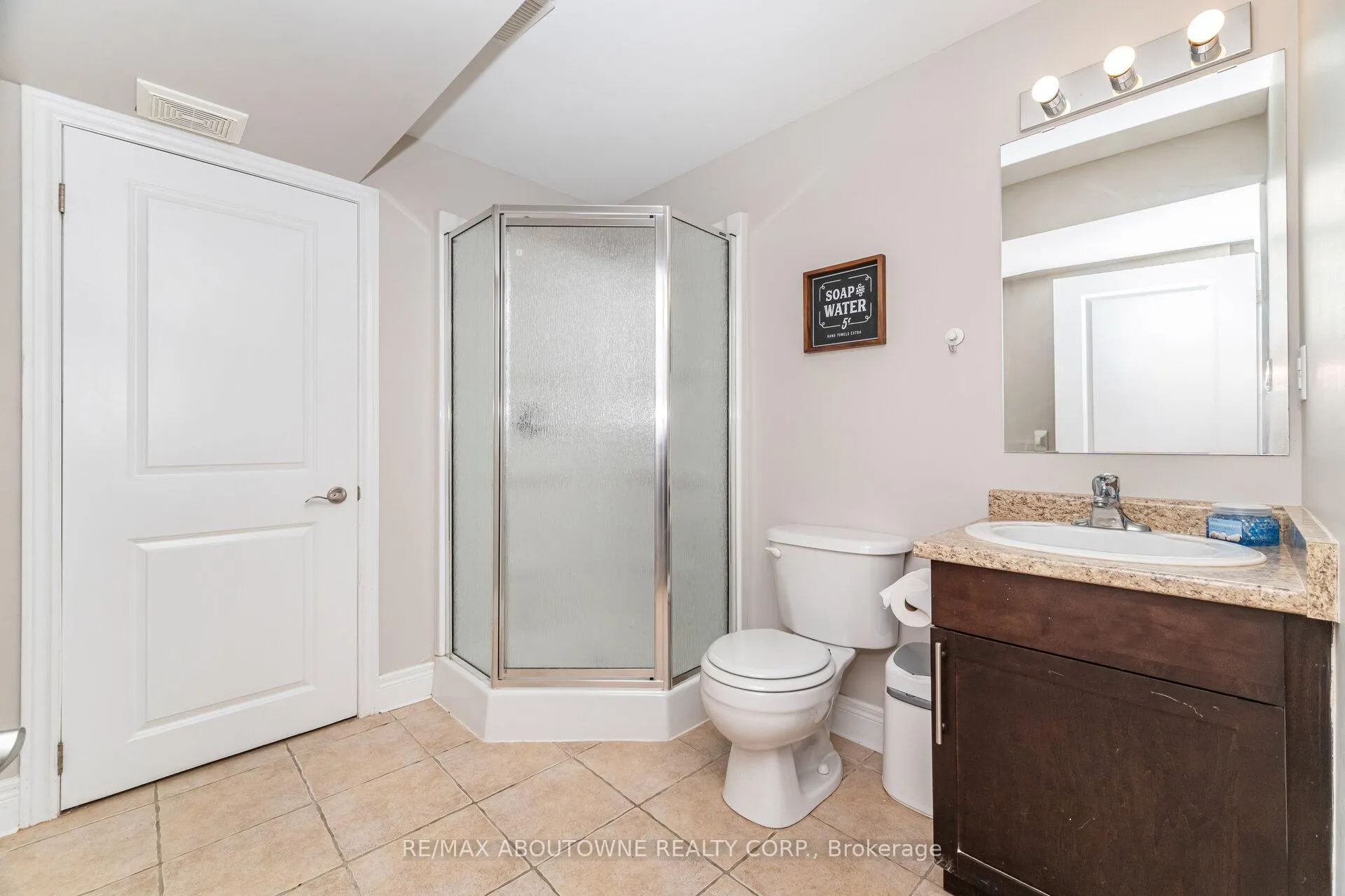 Photo 40 of Unit 1, 540 Guelph Line, Burlington, Brant — HOMEH